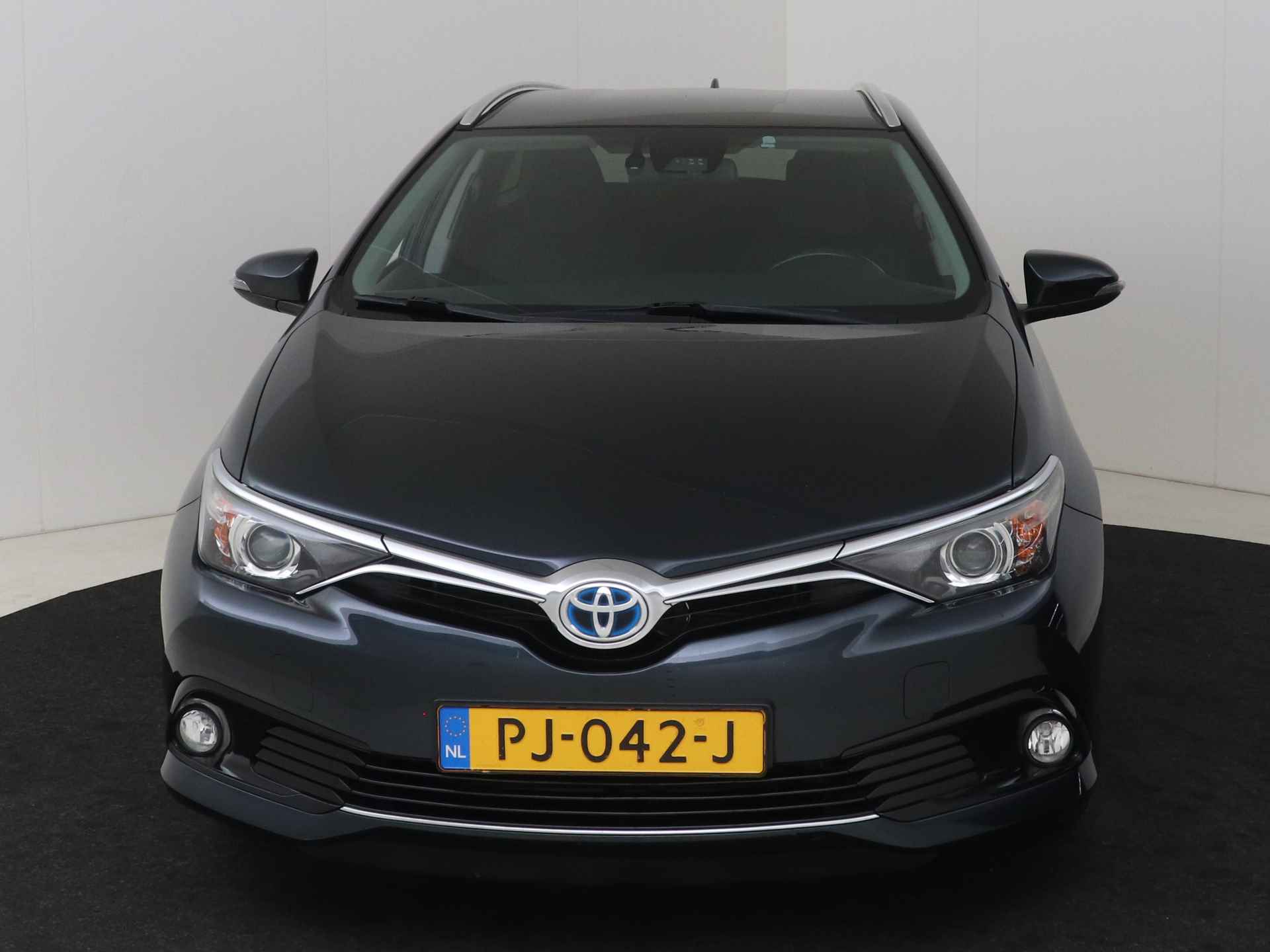 Toyota Auris Touring Sports 1.8 Hybrid Dynamic Go I Navigatie I Climate Control I Cruise Control I Camera I USB I LM Velgen I 1e Eigenaar I Volledig LOUWMAN Onderhouden I Keyless Entry/Start I - 27/46