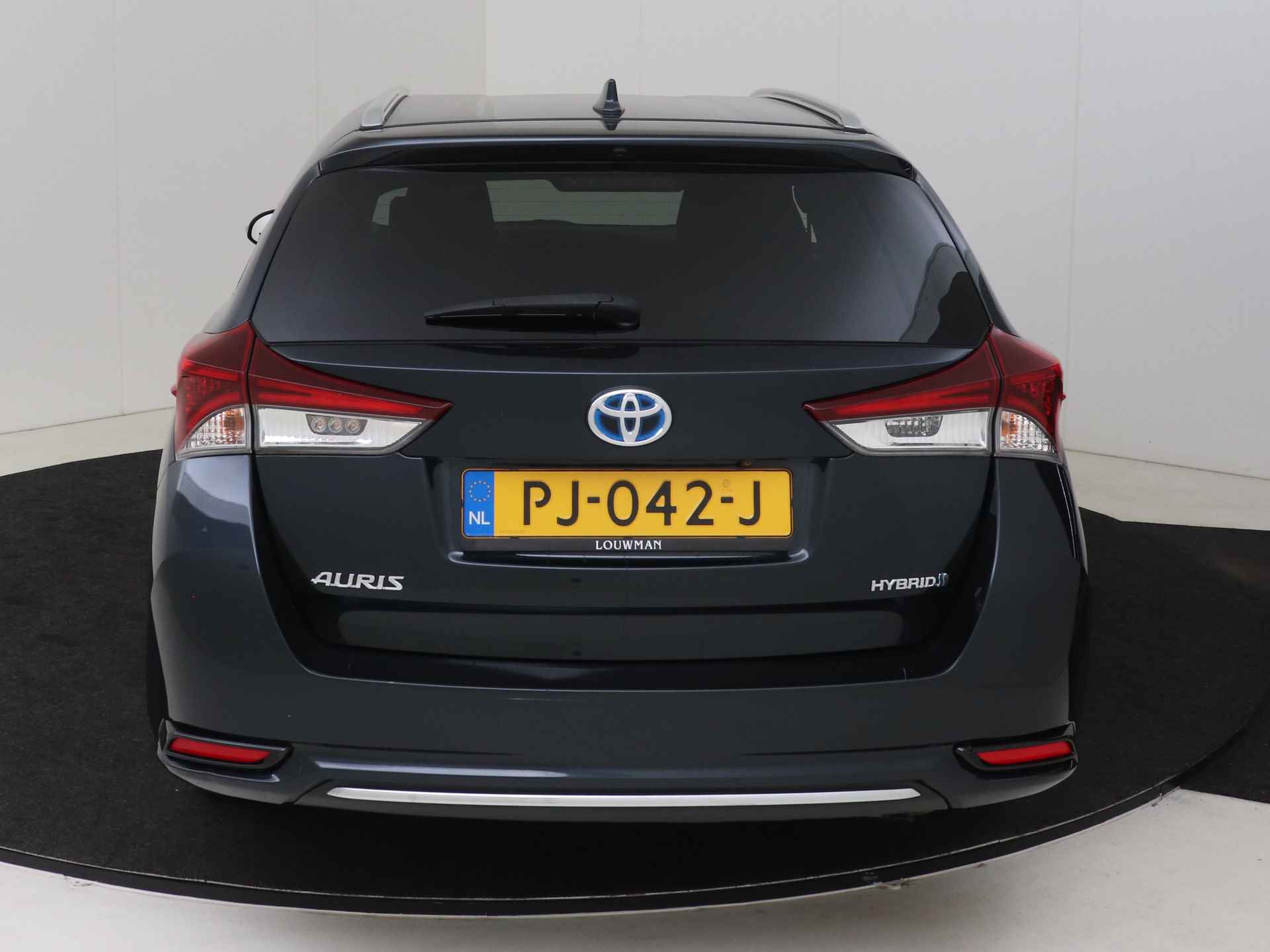 Toyota Auris Touring Sports 1.8 Hybrid Dynamic Go I Navigatie I Climate Control I Cruise Control I Camera I USB I LM Velgen I 1e Eigenaar I Volledig LOUWMAN Onderhouden I Keyless Entry/Start I - 29/46