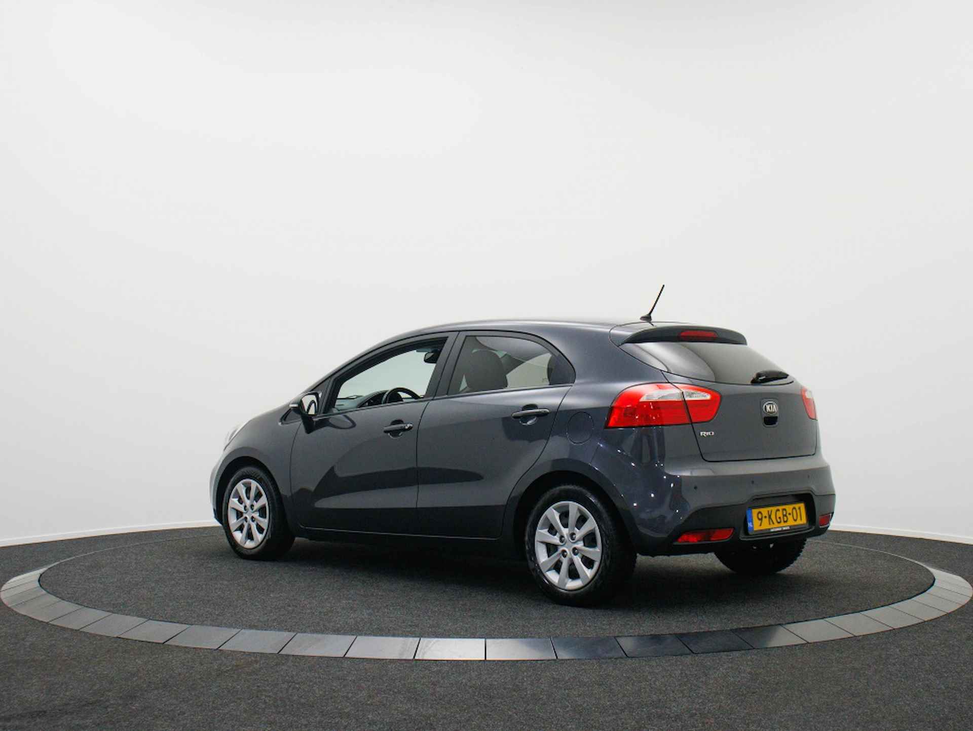 Kia Rio 1.2 CVVT Super Pack | Navigatie | Keyless entry&start - 2/39