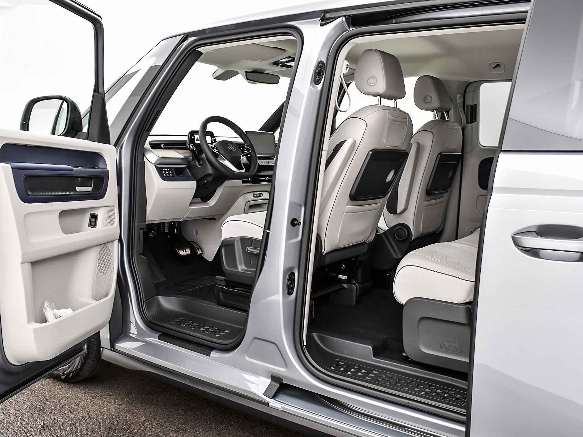 Volkswagen ID. Buzz Pro advantage Elektromotor 150 kW / 204 pk electr. aandrijving · Assistance pakket · Comfort pakket · Design pakket · MEGA Sale - 17/33