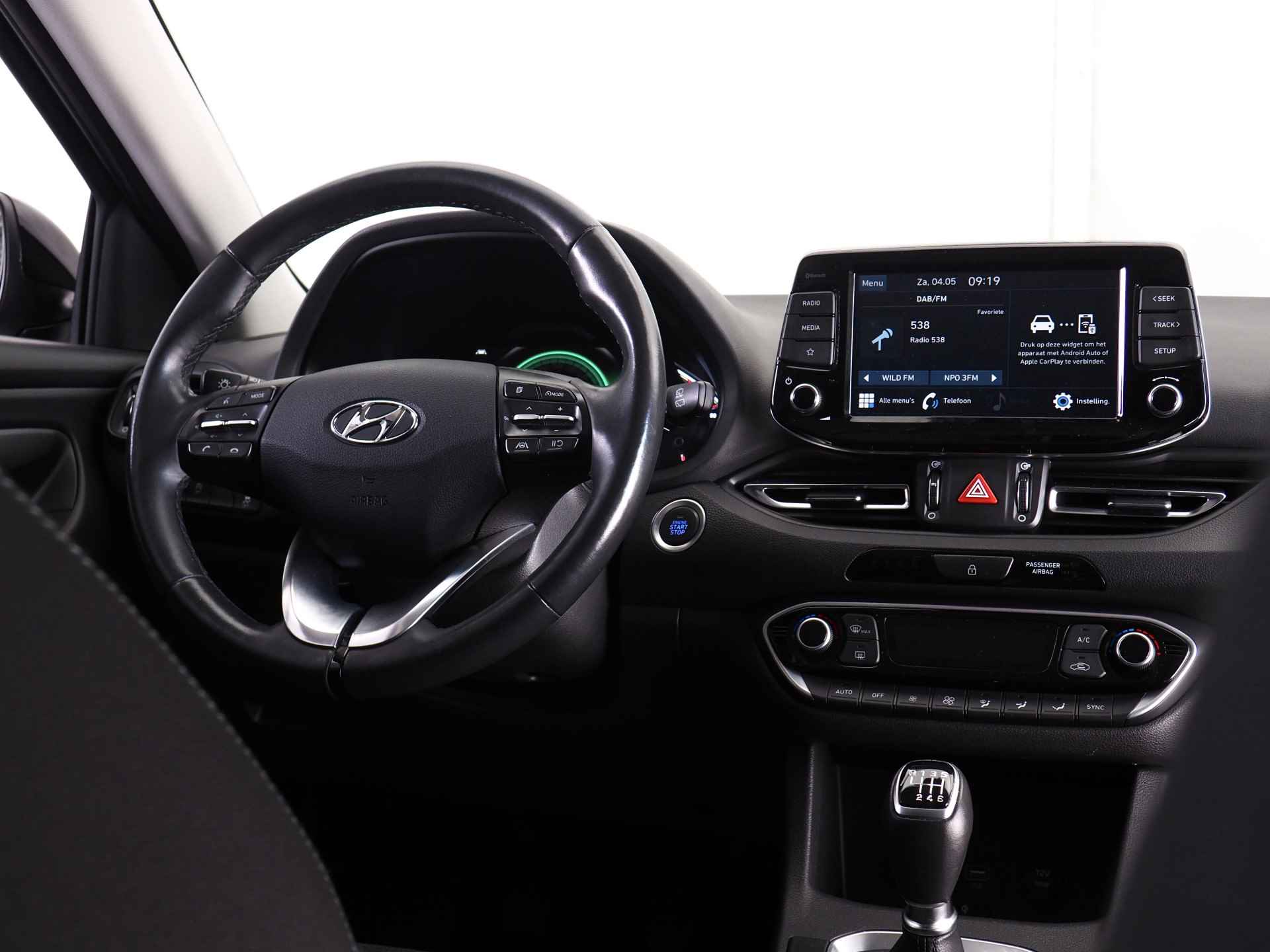 Hyundai i30 Wagon 1.0 T-GDi MHEV Comfort | Botsherkenning | Achteruitrijcamera | Apple CarPlay/ Android Auto | Cruise Control | DAB | Carkit | Parkeersensoren Achter | Climate Control | Keyless Entry | Grootlichtassistent | Draadloo - 22/30