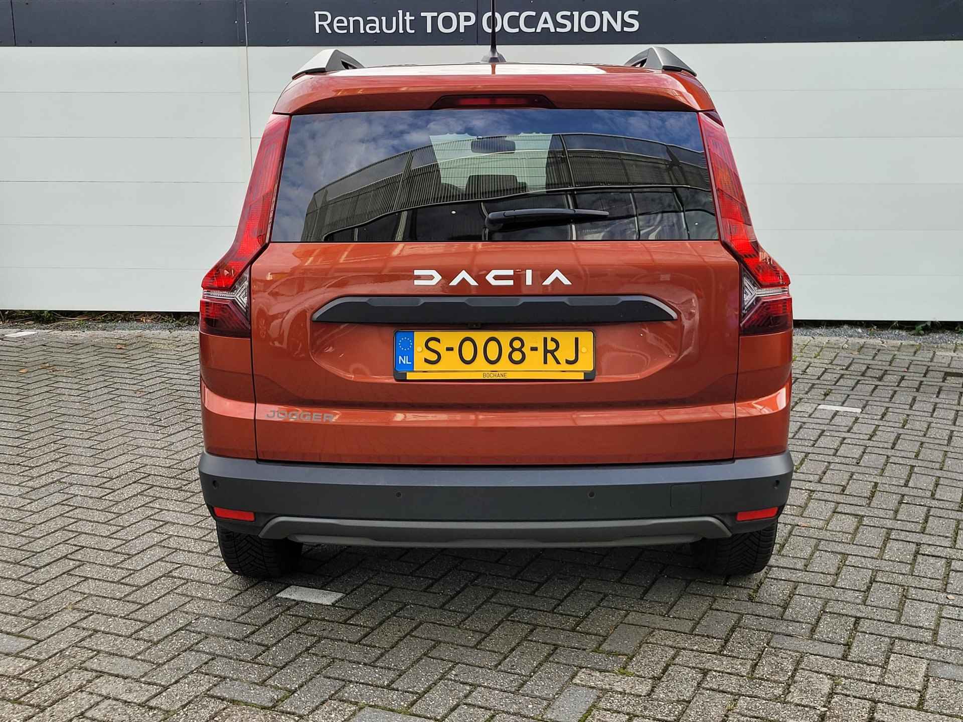 Dacia Jogger 1.0 TCe 110 Expression 7p. | Zeer Ruim | P. Sensoren+Camera | Navi | Clima | Cruise | Historie | NL Auto! - 9/35