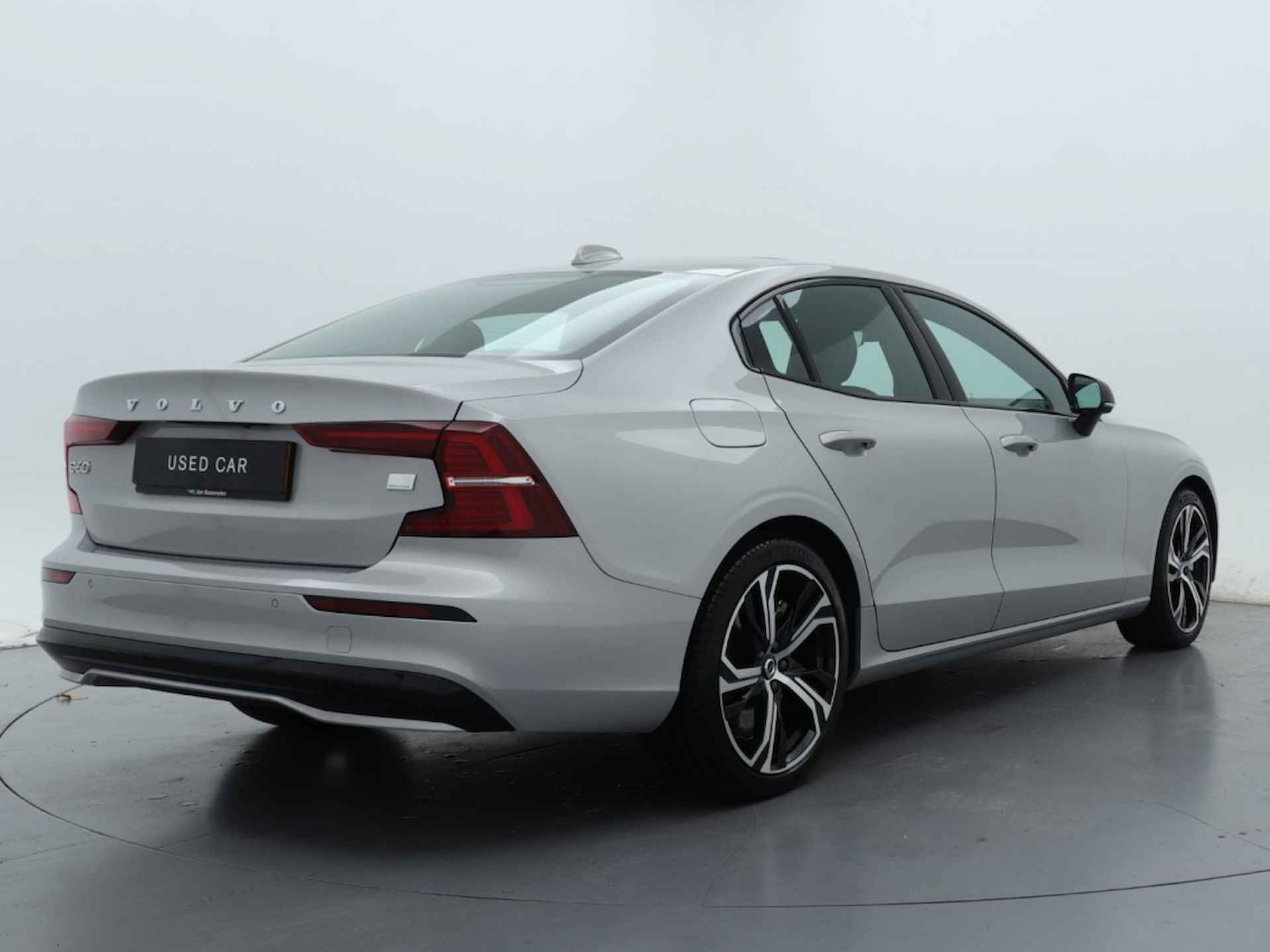 Volvo S60 T6 AWD Recharge Plus Dark | Panoramadak | Memory stoelen - 5/35