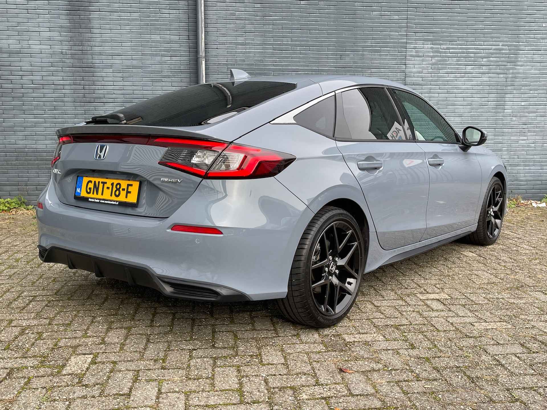 HONDA Civic 2.0 HYBRID 184PK Automaat Advance | Schuif-/Kanteldak | BOSE Audio | Leer | Adaptieve Cruise | Blindspot | Navi & Carplay | Stoel/Stuur Verwarming | - 2/39