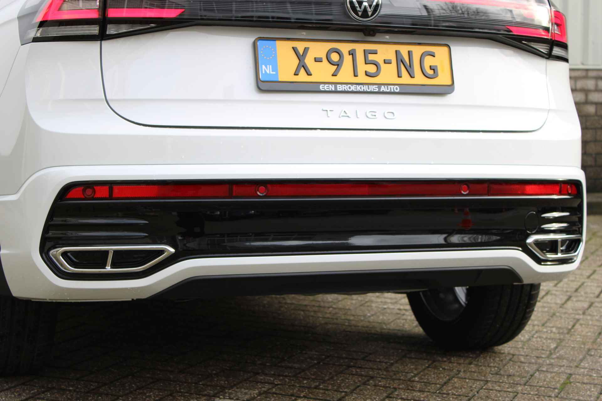 Volkswagen Taigo 1.0 TSI 110PK DSG Aut. R-Line Business | Navigatie | 18'' LMV | ACC | Stoelverwarming | Black Pakket | Camera - 55/58