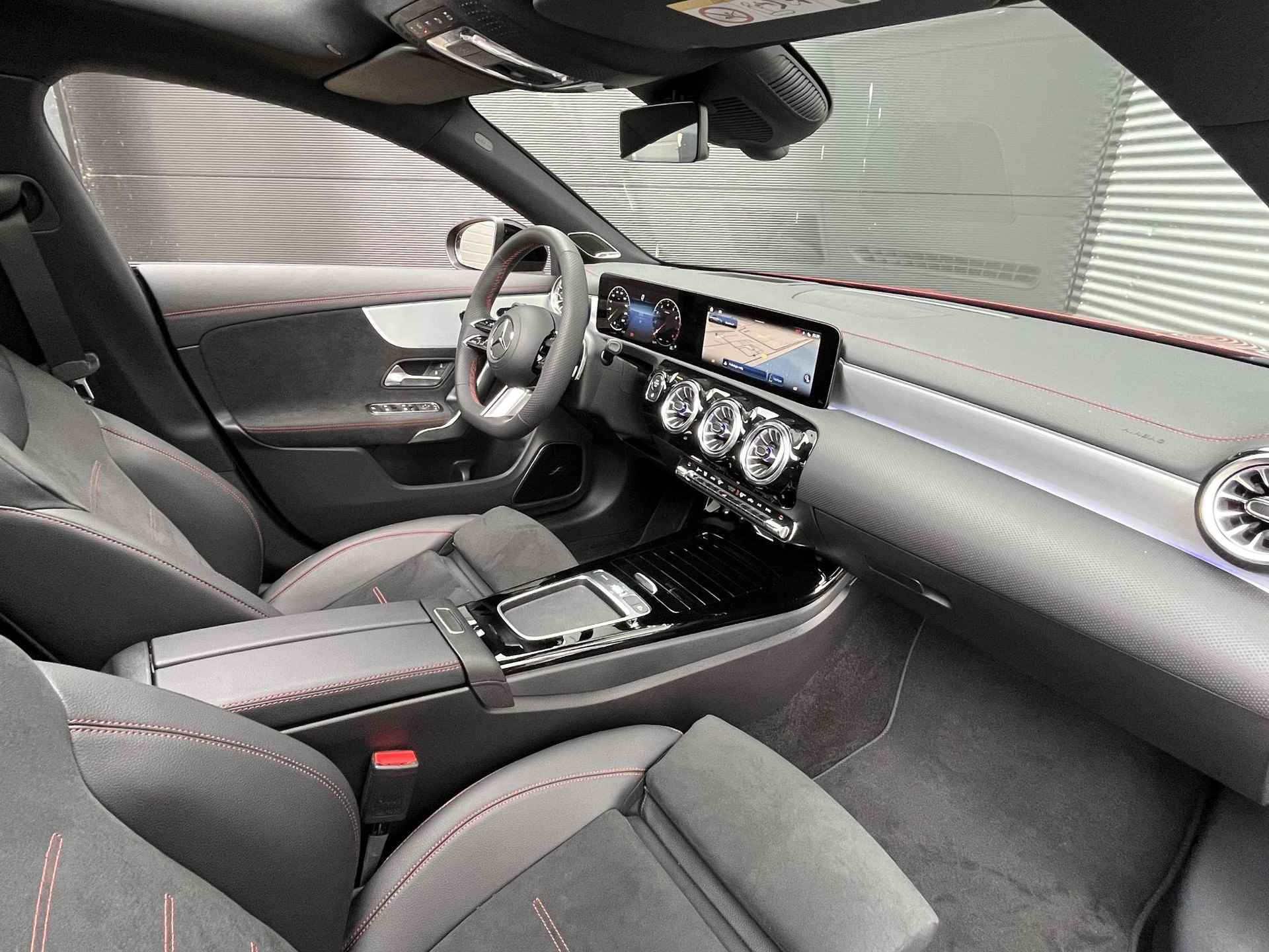 Mercedes-Benz CLA Shooting Brake 180 | AMG Line | Panoramadak | Premium Plus Pakket | Night Pakket | Burmester Surround Sound | 360° Camera | Head-up Display | Dodehoekassistent | MULTIBEAM LED Koplampen | Elektrisch Verstelbare Stoelen + Memory - 6/20