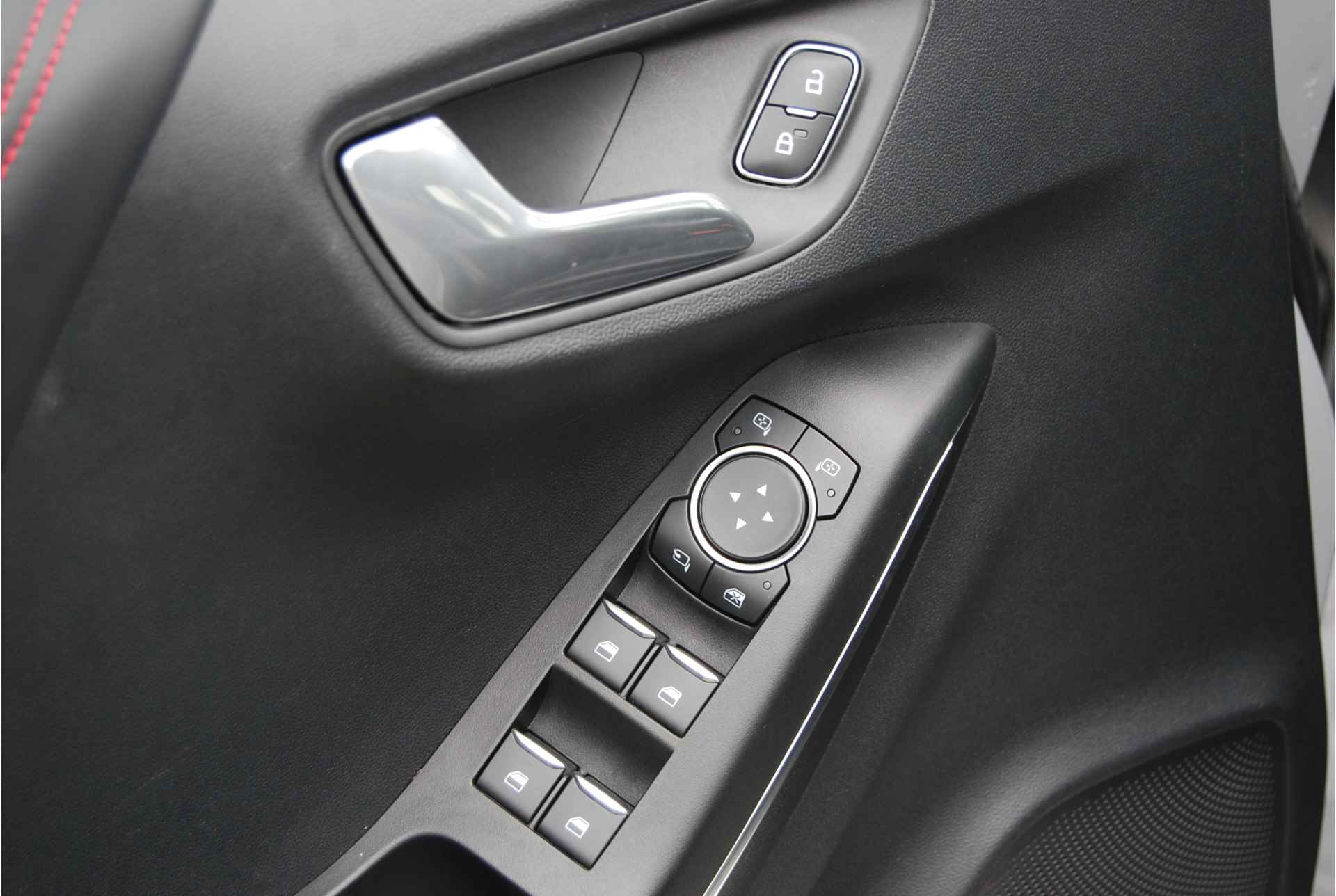 Ford Puma 1.0 EcoBoost 125PK Automaat ST-Line X | PANORAMADAK | CAMERA | STOEL-STUUR VERWARMING | 19" VELGEN - 17/59