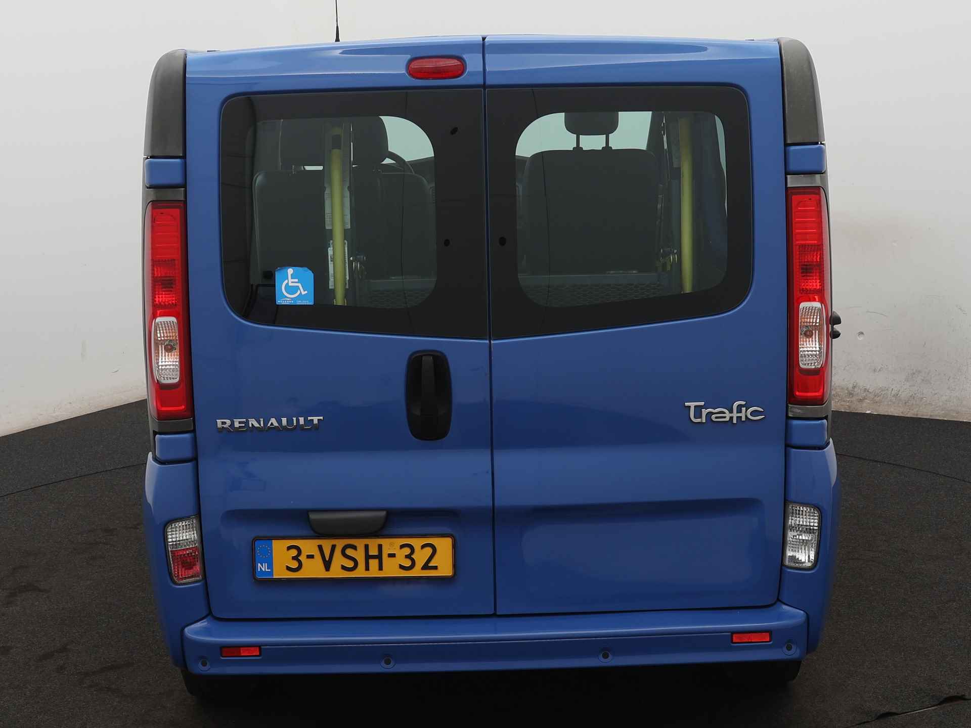 Renault Trafic 2.0 dCi T27 L1H1 Eco | Rolstoelbus | Rolstoellift | Standkachel - 25/34