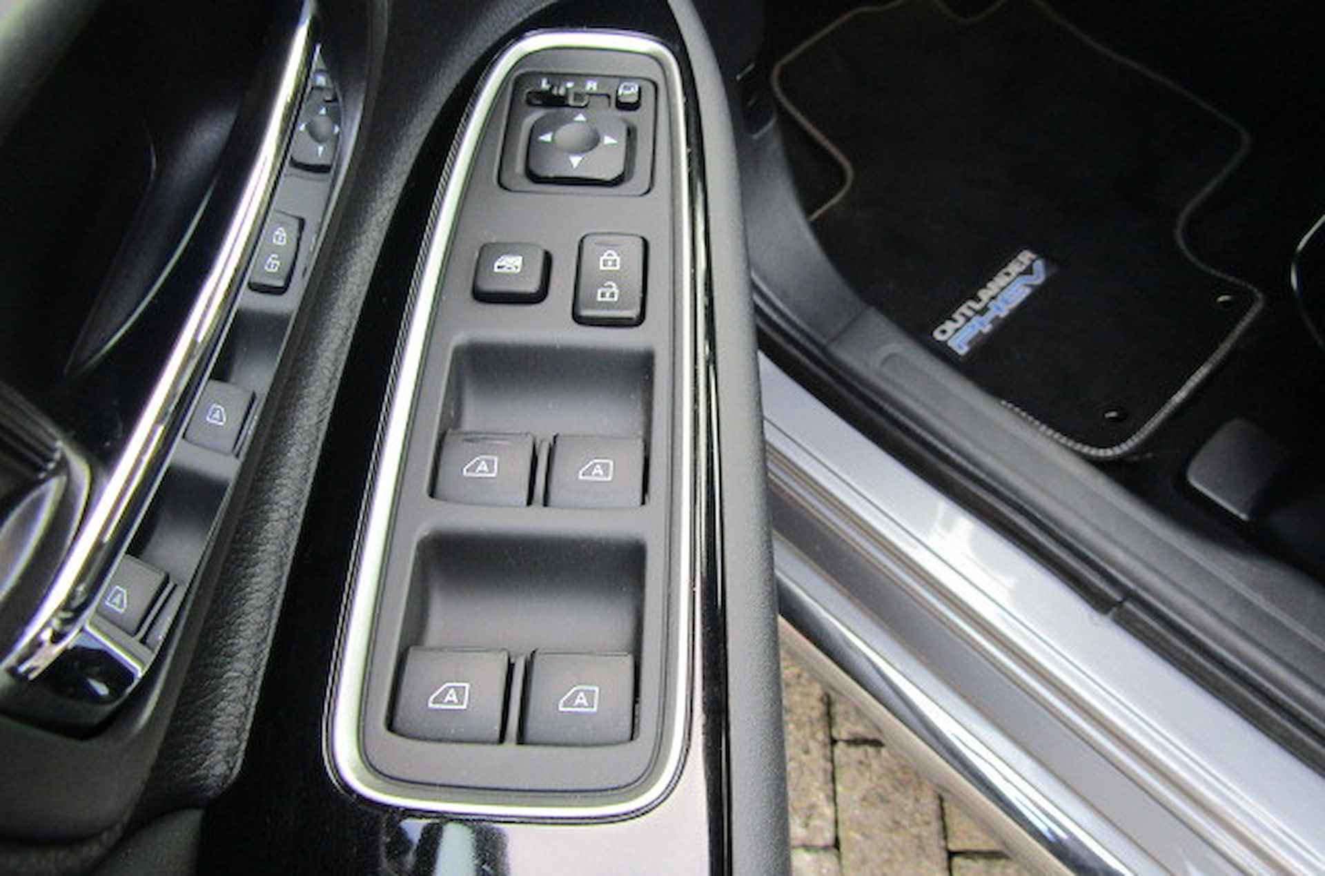 MITSUBISHI Outlander 2.4 PHEV 240pk 4WD Aut Intense | ALL IN PRIJS | 1 jaar BOVAG garantie - 11/25