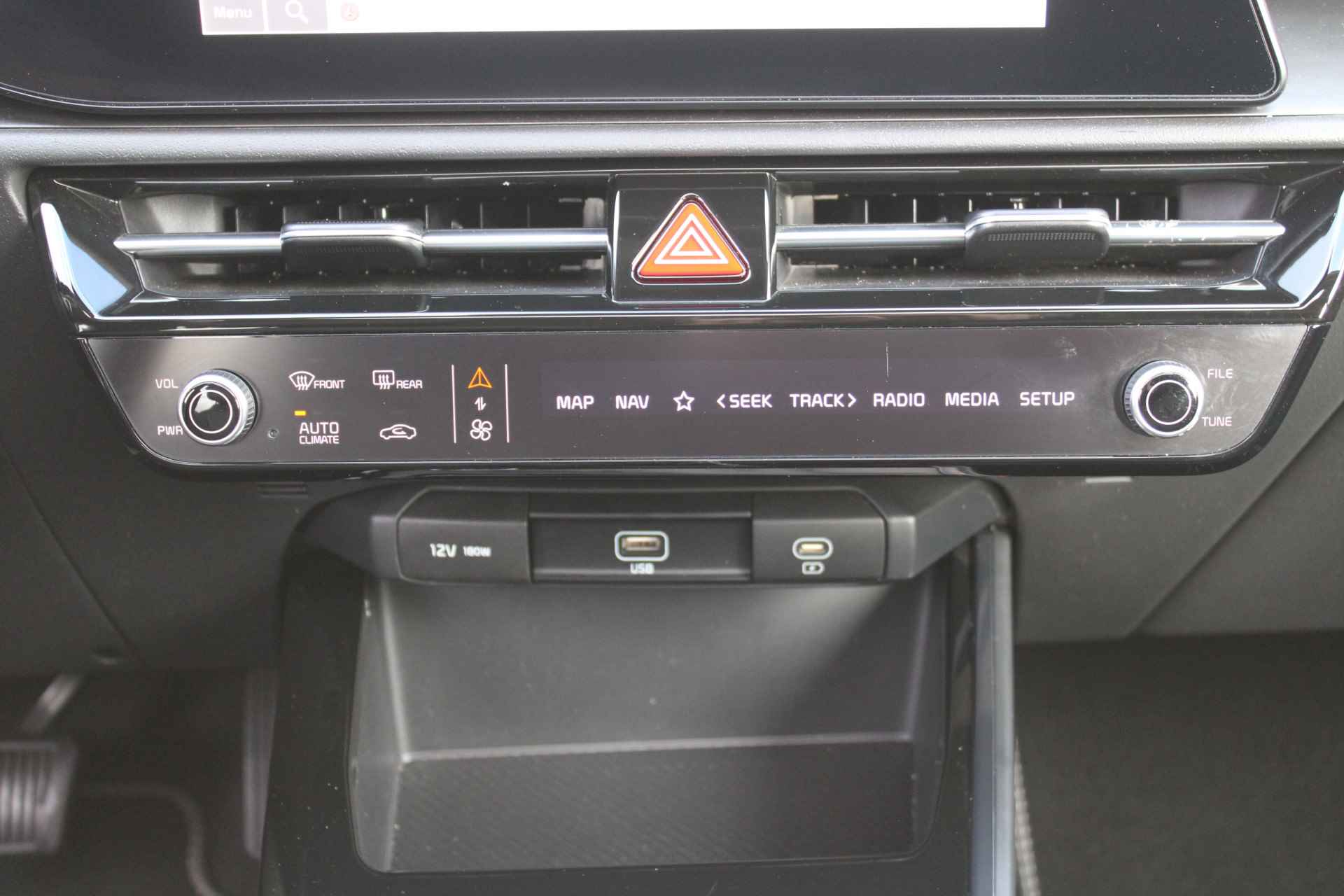 Kia Niro EV DynamicPlusLine 64.8 kWh | 17" LM | Airco | Cruise | Navi | Camera | Trekhaak | - 22/41