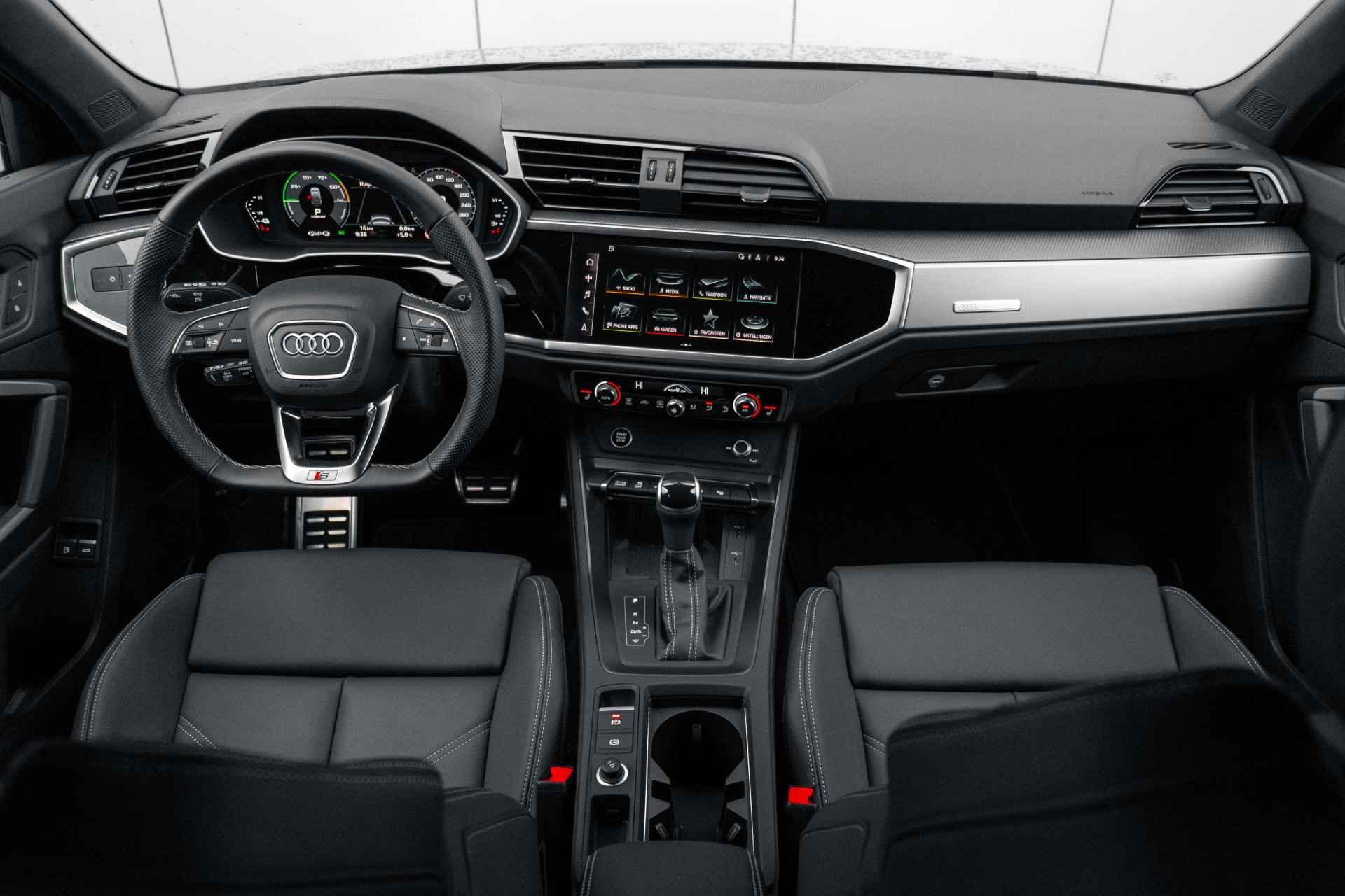 Audi Q3 Sportback 45 TFSI e S Edition | Leder | Adaptive cruise | Keyless | Stoelverwarming | Ambient plus - 9/59