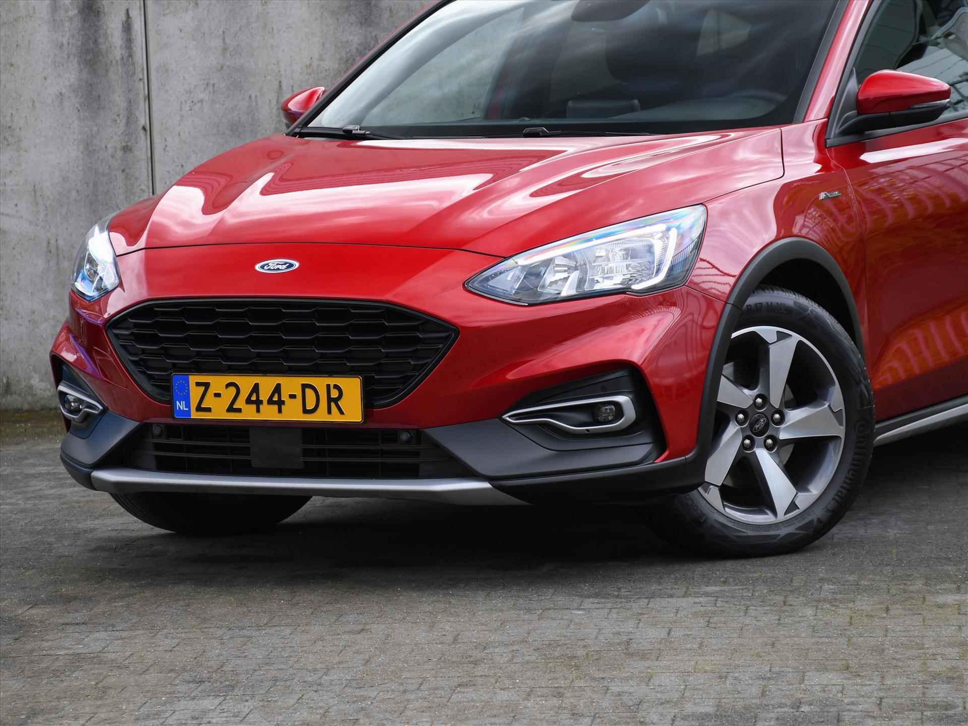 Ford Focus Wagon Active X 1.0 EcoBoost 125pk Automaat WINTER PACK | KEYLESS | PDC + CAM. | 17''LM | DAB | APPLE-CARPLAY - 2/33