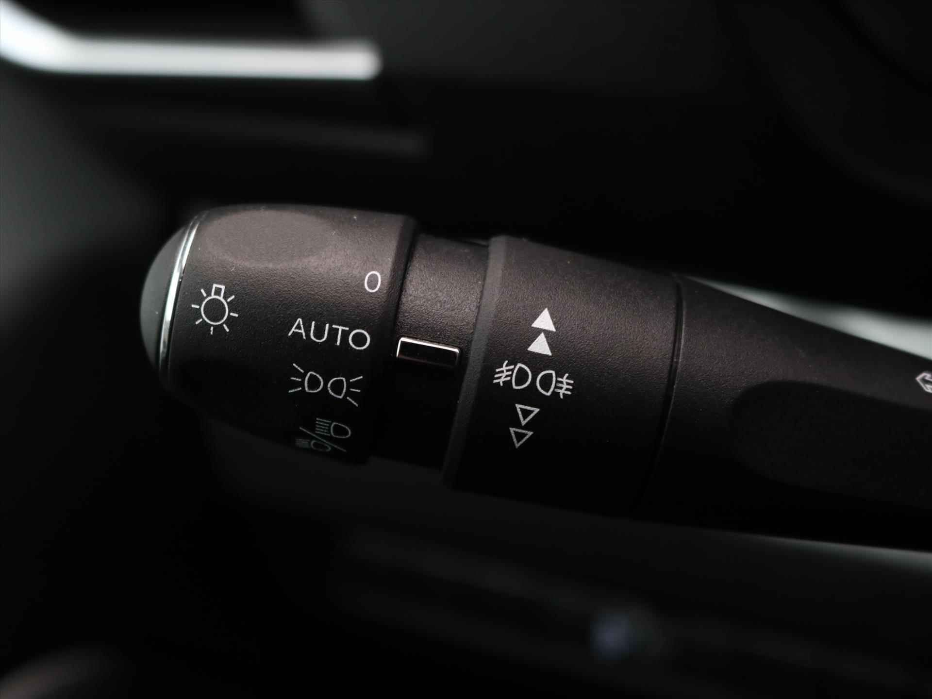 Peugeot Traveller Business VIP 2.0 BlueHDi 150pk | 7 zitter | Camera | Navigatie | Airco | Bluetooth | Stoelverwarming | Start/stop systeem | Cruise control - 25/38