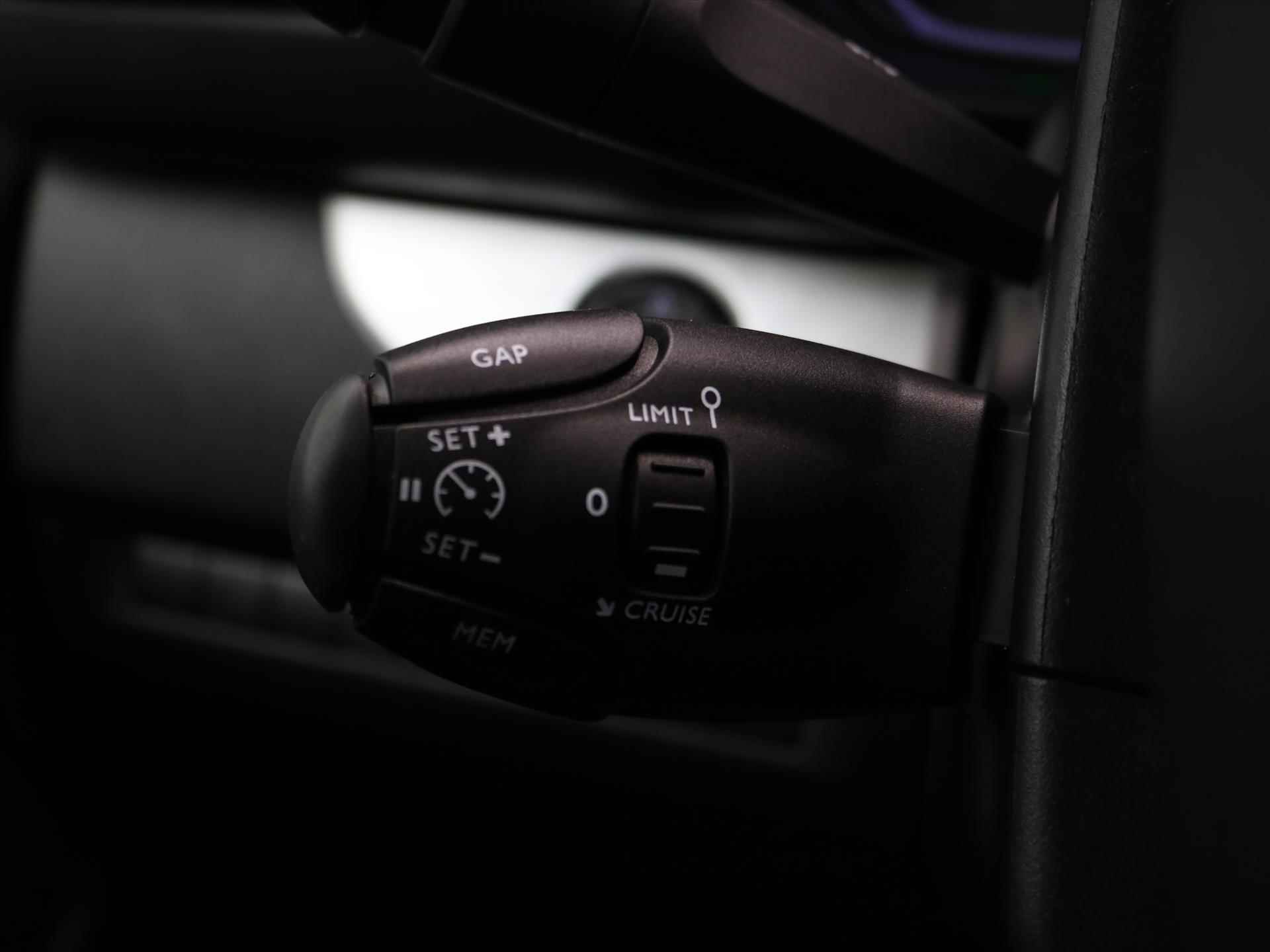Peugeot Traveller Business VIP 2.0 BlueHDi 150pk | 7 zitter | Camera | Navigatie | Airco | Bluetooth | Stoelverwarming | Start/stop systeem | Cruise control - 26/38