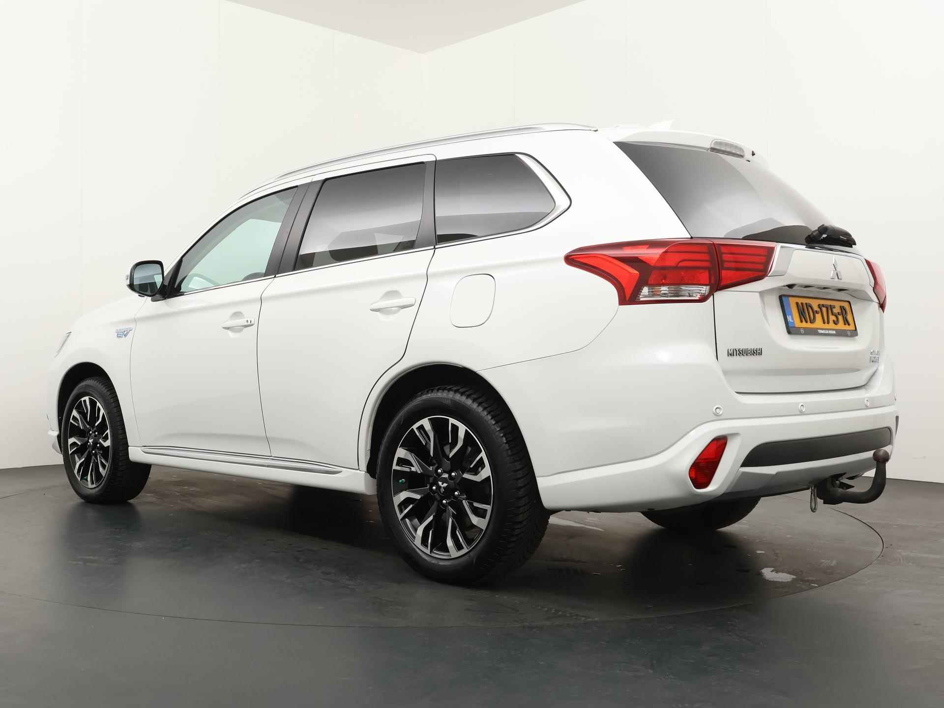 Mitsubishi Outlander 2.0 PHEV instyle - 4/33