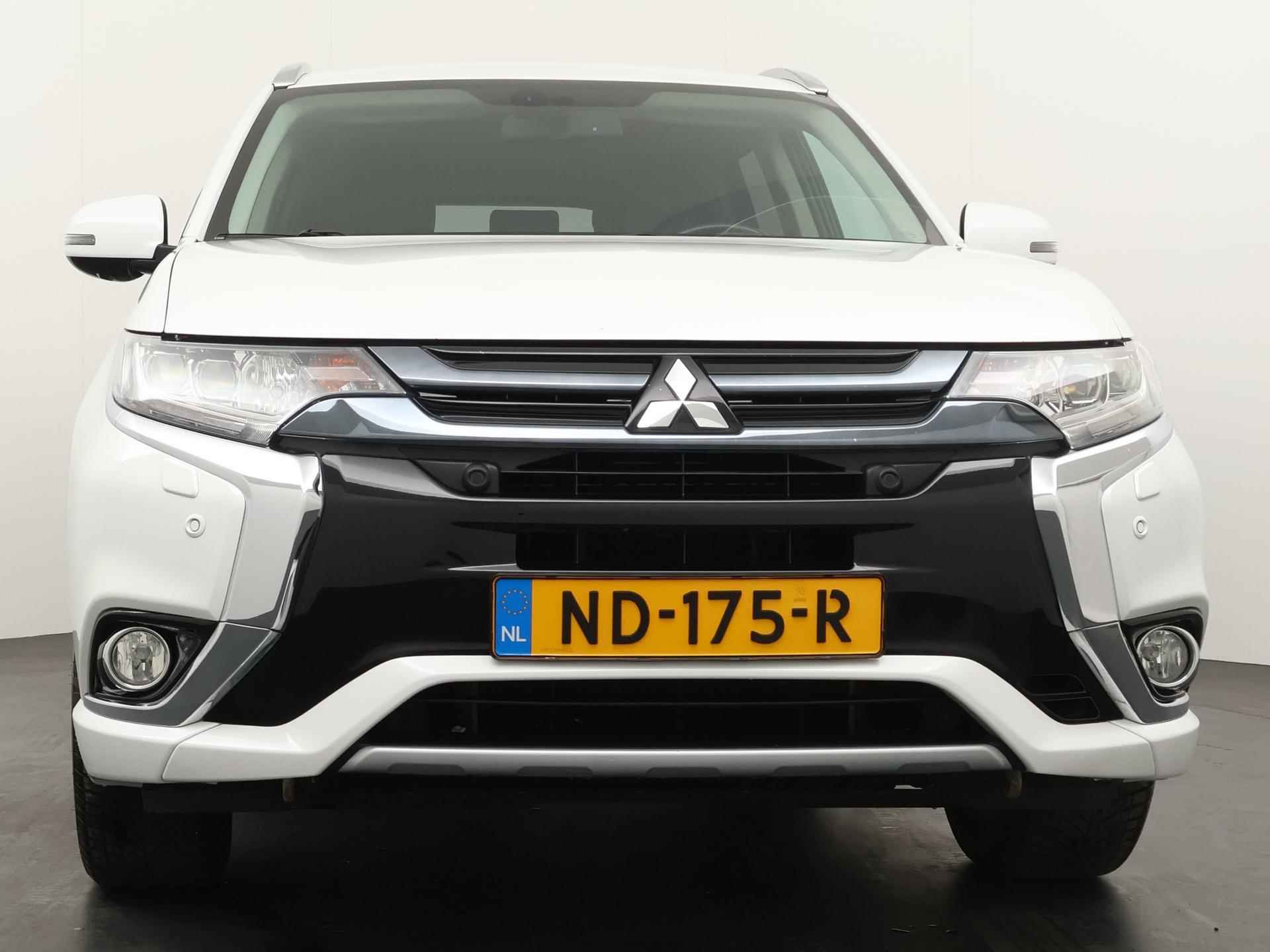 Mitsubishi Outlander 2.0 PHEV instyle - 9/33