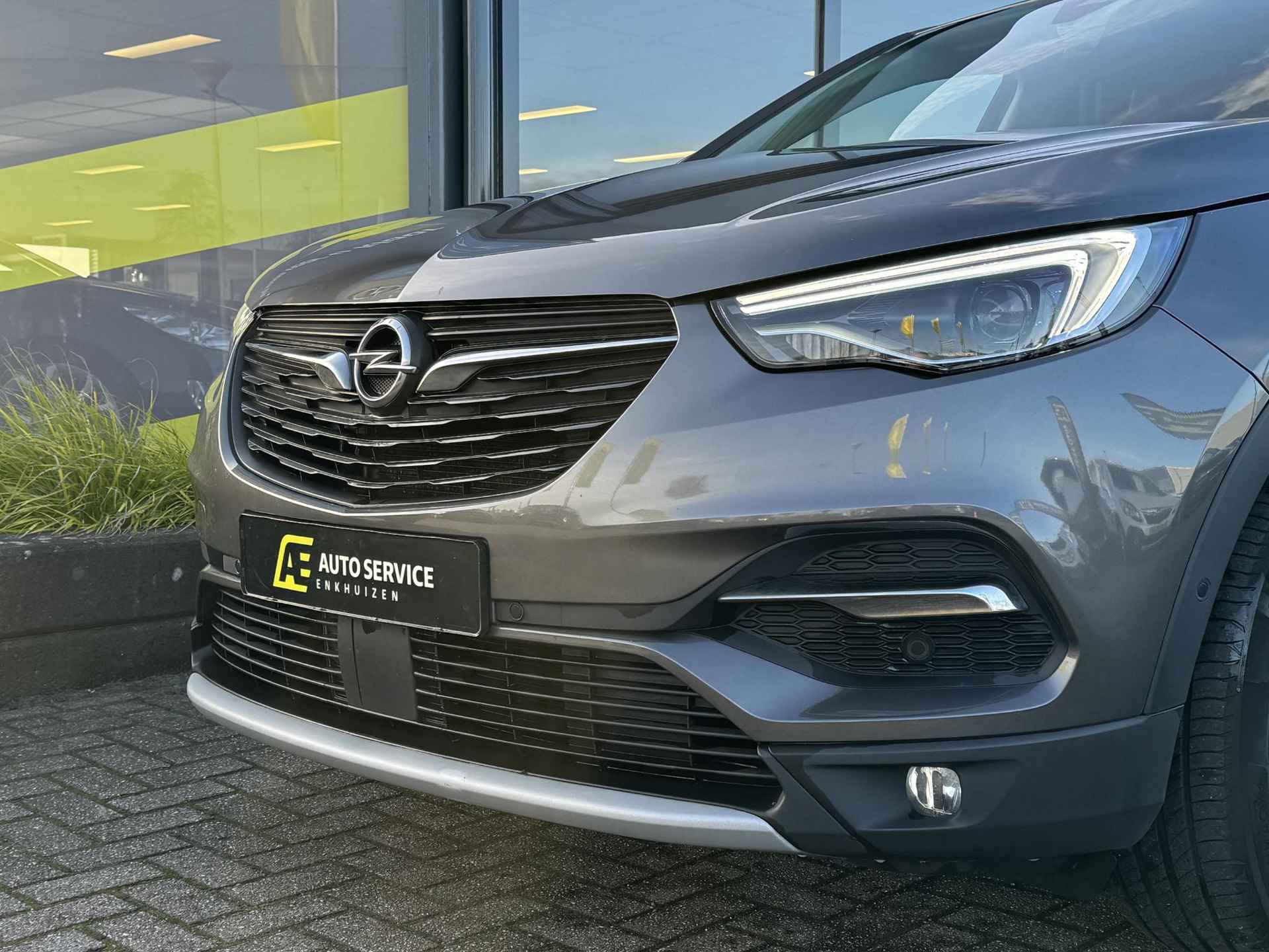 Opel Grandland X 1.6 Turbo Innovation Werkelijk prachtige en 100% dealer onderhouden 180 pk AUT met o.a. Leer | Stoelkoeling en verwarming | LED | Navigatie | Clima | 18" | Carplay - 3/52