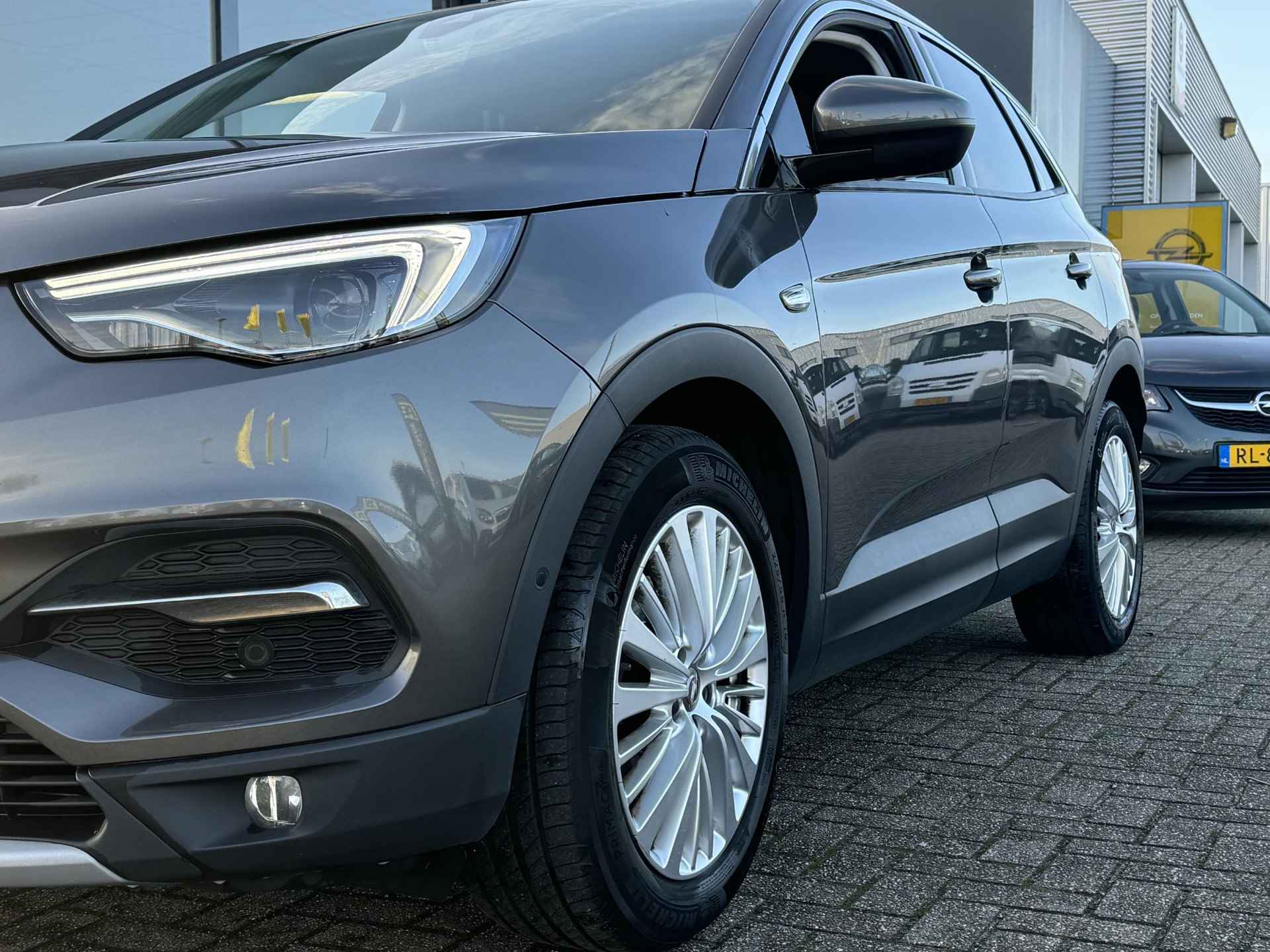 Opel Grandland X 1.6 Turbo Innovation Werkelijk prachtige en 100% dealer onderhouden 180 pk AUT met o.a. Leer | Stoelkoeling en verwarming | LED | Navigatie | Clima | 18" | Carplay - 4/52