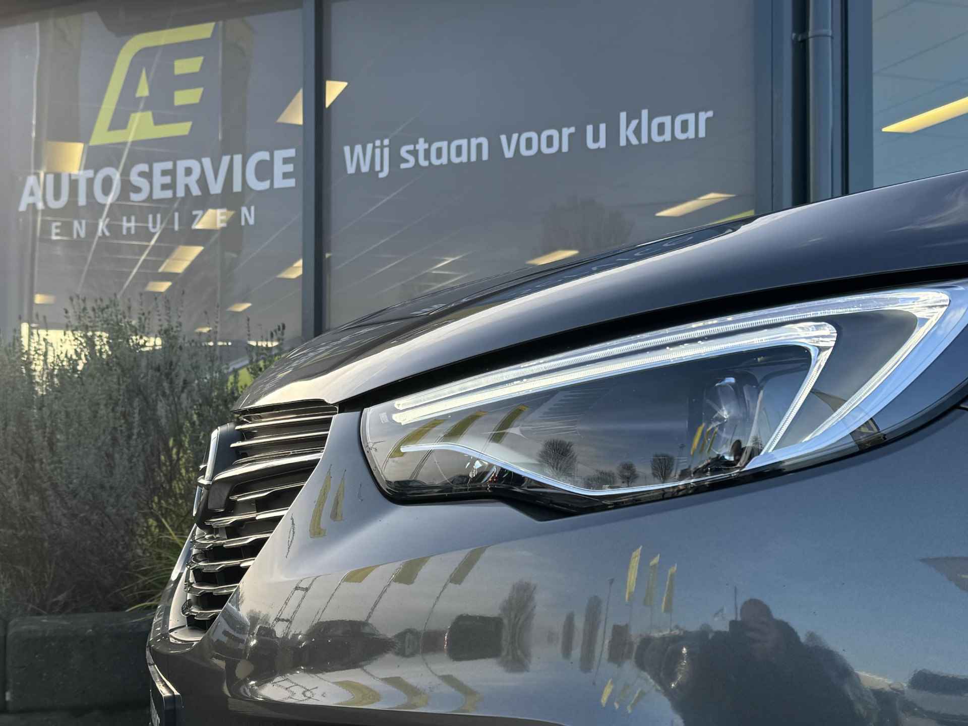 Opel Grandland X 1.6 Turbo Innovation Werkelijk prachtige en 100% dealer onderhouden 180 pk AUT met o.a. Leer | Stoelkoeling en verwarming | LED | Navigatie | Clima | 18" | Carplay - 5/52