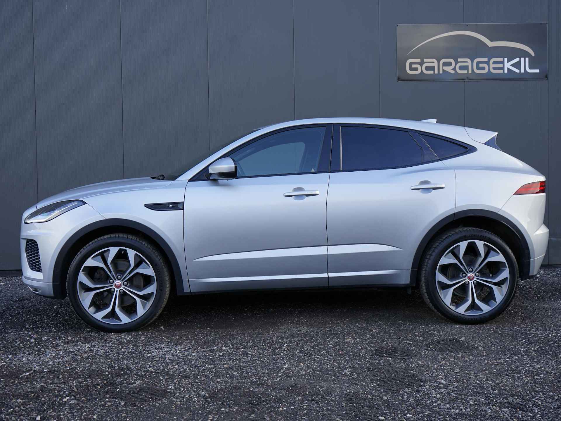 Jaguar E-PACE 2.0 P250 AWD R-Dynamic S Elektr. Stoelen / Camera / elektr. achterklep / Meridian / Leer zwart / 21'' LM velgen /  PDC voor en achter - 7/33