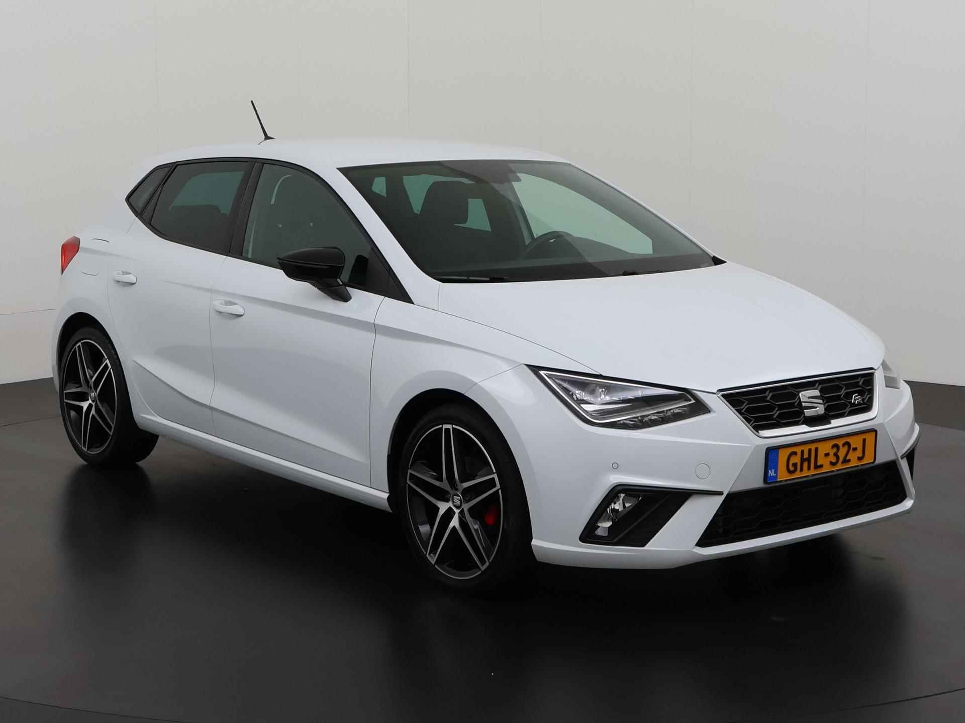 SEAT Ibiza 1.5 TSI FR DSG | Digital Cockpit | Camera | Beats Audio | Zondag Open! - 28/40