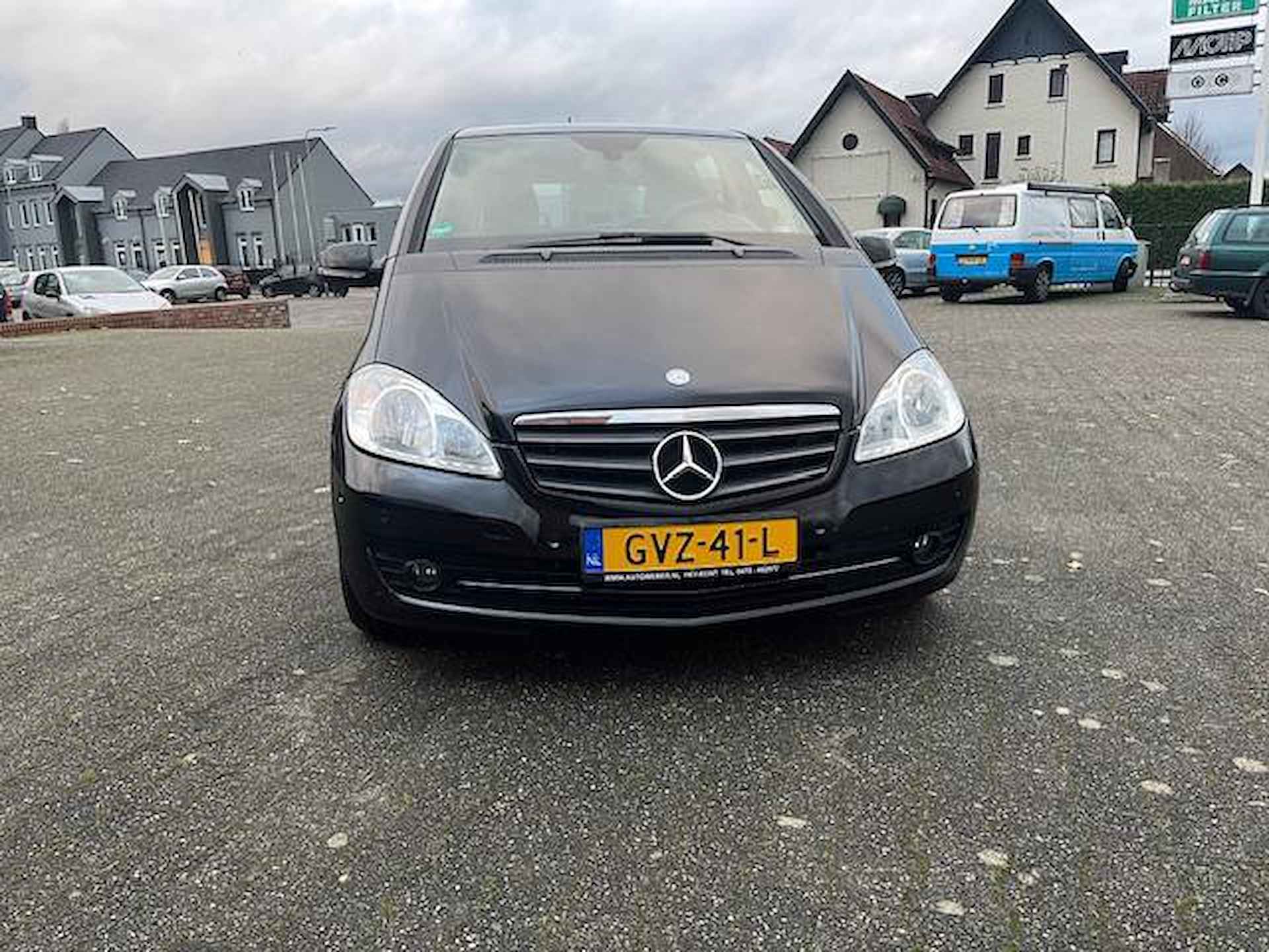 Mercedes-Benz A-klasse 180 5-drs Automaat inclusief 1 jaar Bovag garantie Mercedes-Benz A-klasse 5-drs Aitomaat incl 1 jaar Bovag garantie 180 5-drs Automaat inclusief 1 jaar Bovag garantie Mercedes-Benz A-klasse 180 Business Class Mercedes-benz A 180 - 19/24