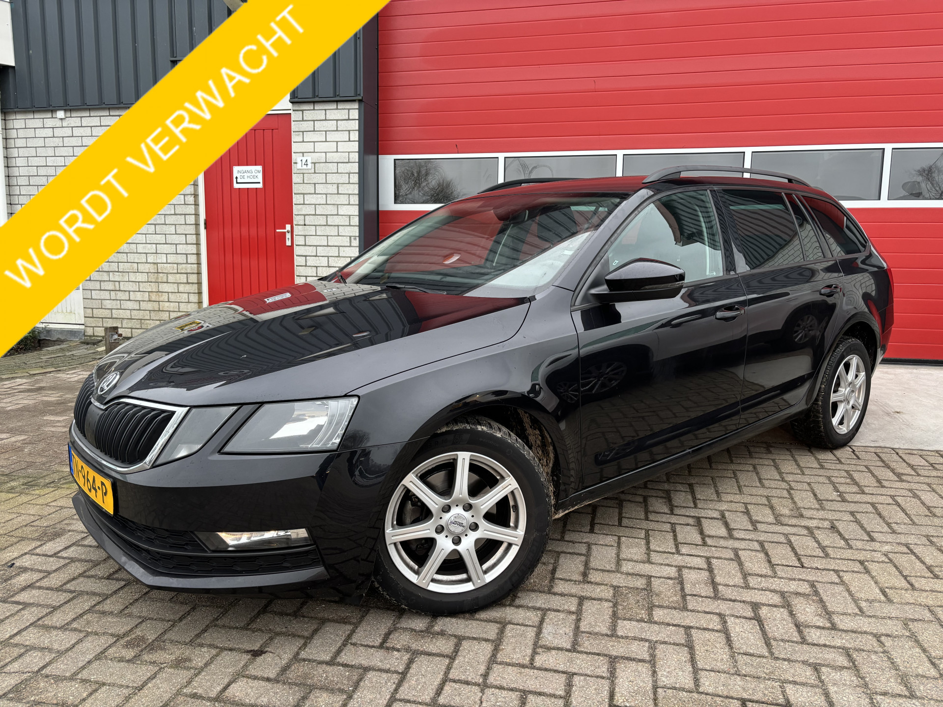 Škoda Octavia Combi 1.0 TSI Greentech Ambition Business TREKHAAK / ADAPTIEVE CRUISE / NAVI / CLIMA / PDC / BLUETOOTH  / NL-AUTO