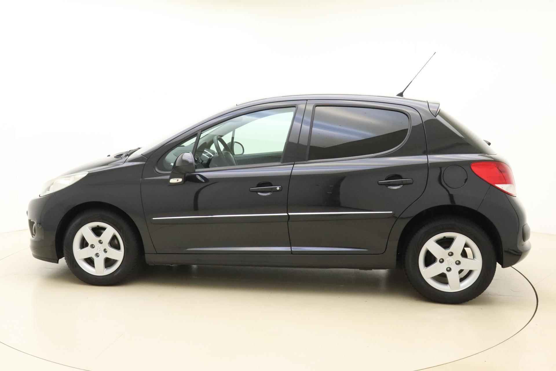 Peugeot 207 1.4 Acces Lite | Climate control | Cruise control | Getint glas | 5drs | Lichtmetalen velgen - 5/28