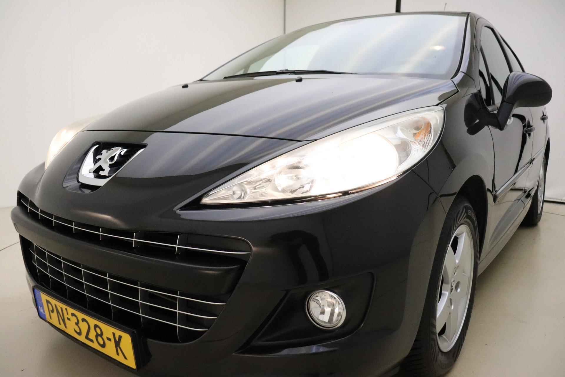 Peugeot 207 1.4 Acces Lite | Climate control | Cruise control | Getint glas | 5drs | Lichtmetalen velgen - 18/28