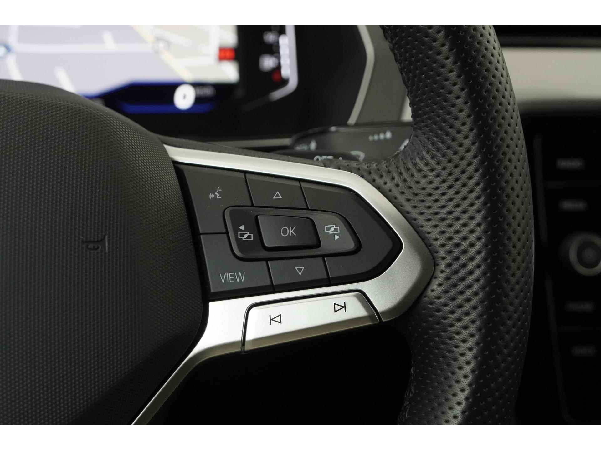 Volkswagen Passat 1.4 TSI PHEV GTE | Active Info Display | Camera | Alcantara | Zondag Open! - 9/42