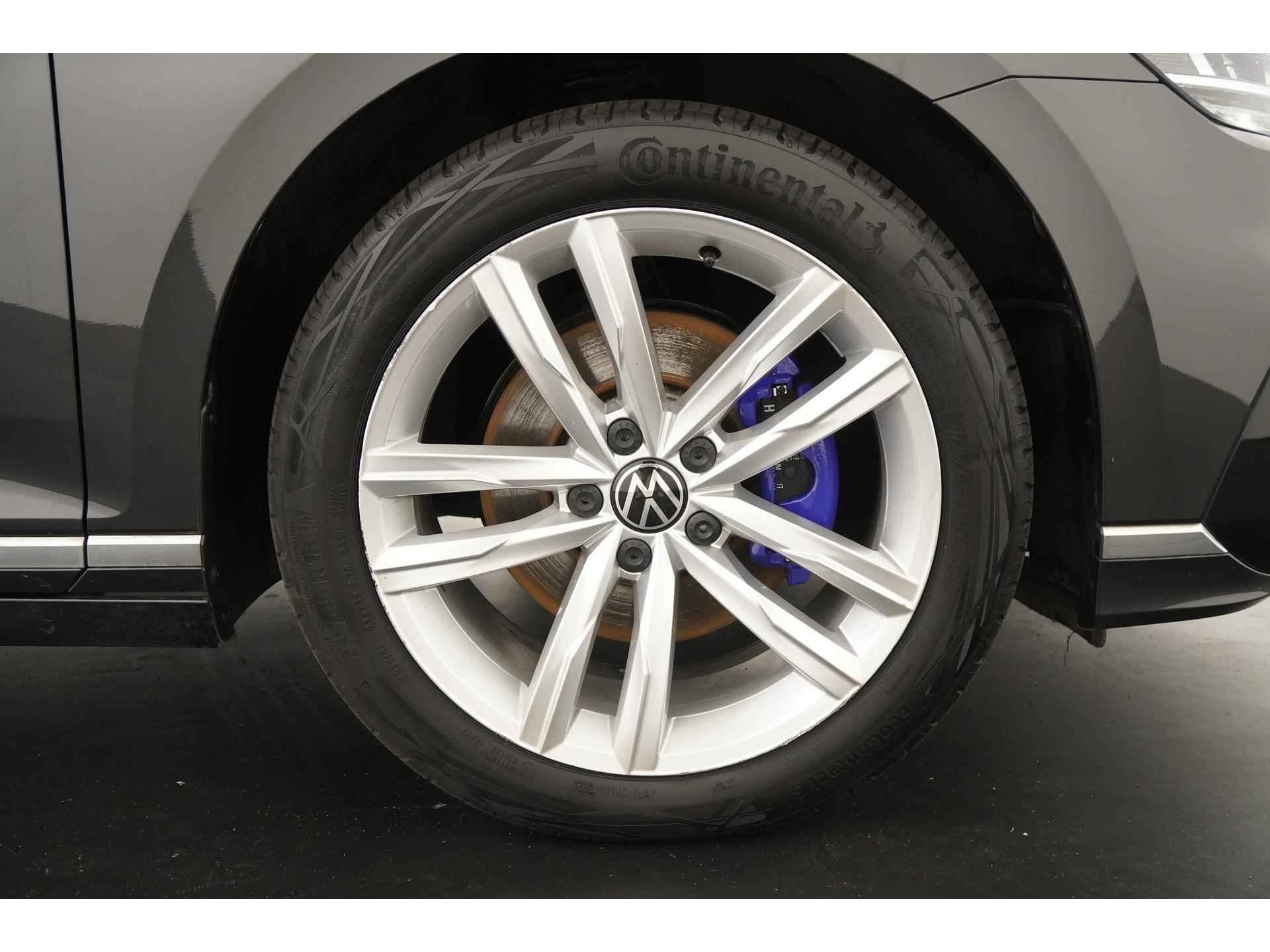 Volkswagen Passat 1.4 TSI PHEV GTE | Active Info Display | Camera | Alcantara | Zondag Open! - 31/42