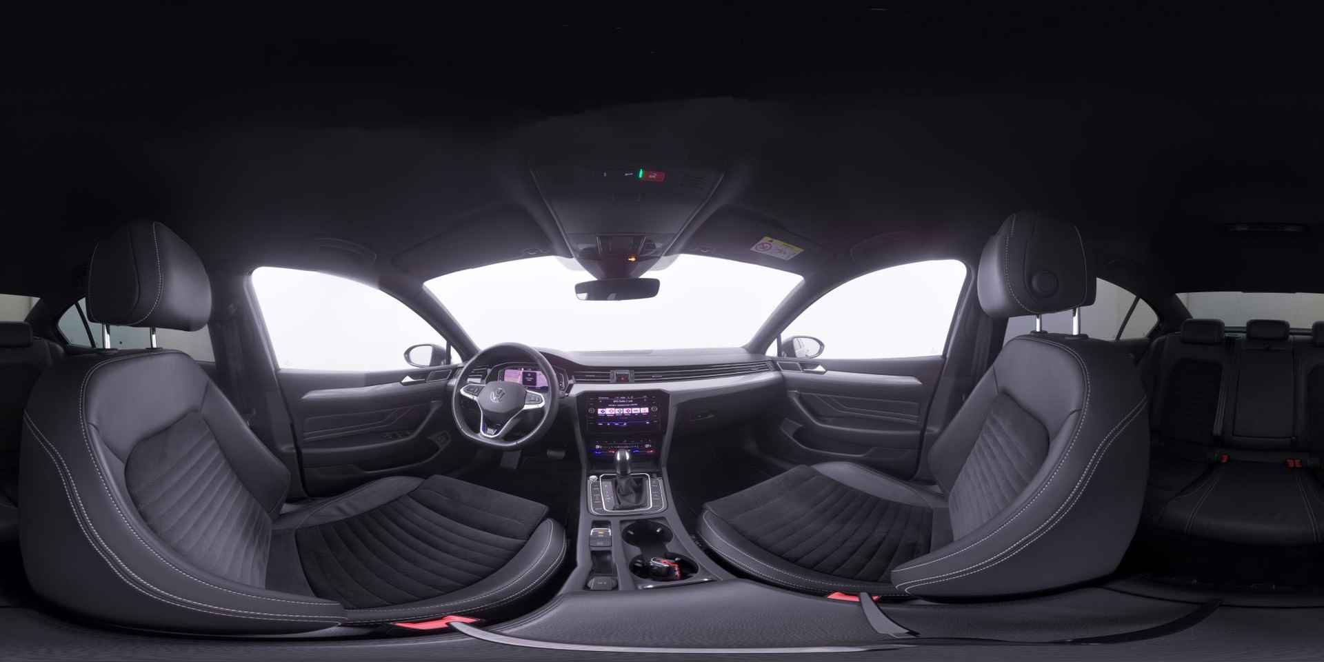 Volkswagen Passat 1.4 TSI PHEV GTE | Active Info Display | Camera | Alcantara | Zondag Open! - 42/42