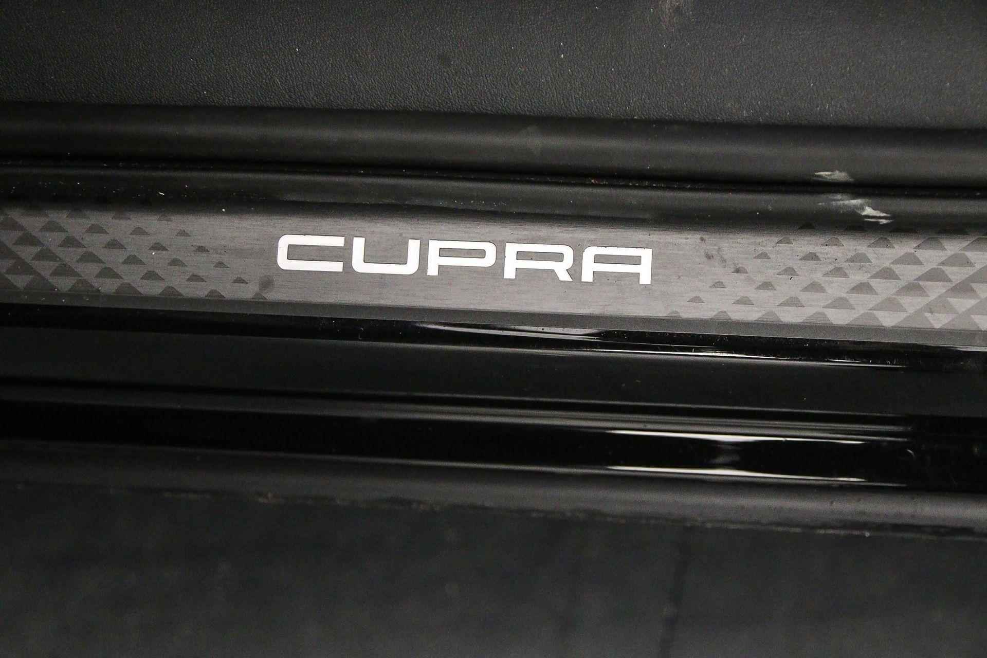 CUPRA Terramar VZ Performance 1.5 TSI e-Hybrid 272pk DSG Automaat Panoramadak, Adaptive cruise control, Navigatie, Elektrische achterklep, 360 camera, Achteruitrijcamera, Stuurwiel verwarmd - 44/63