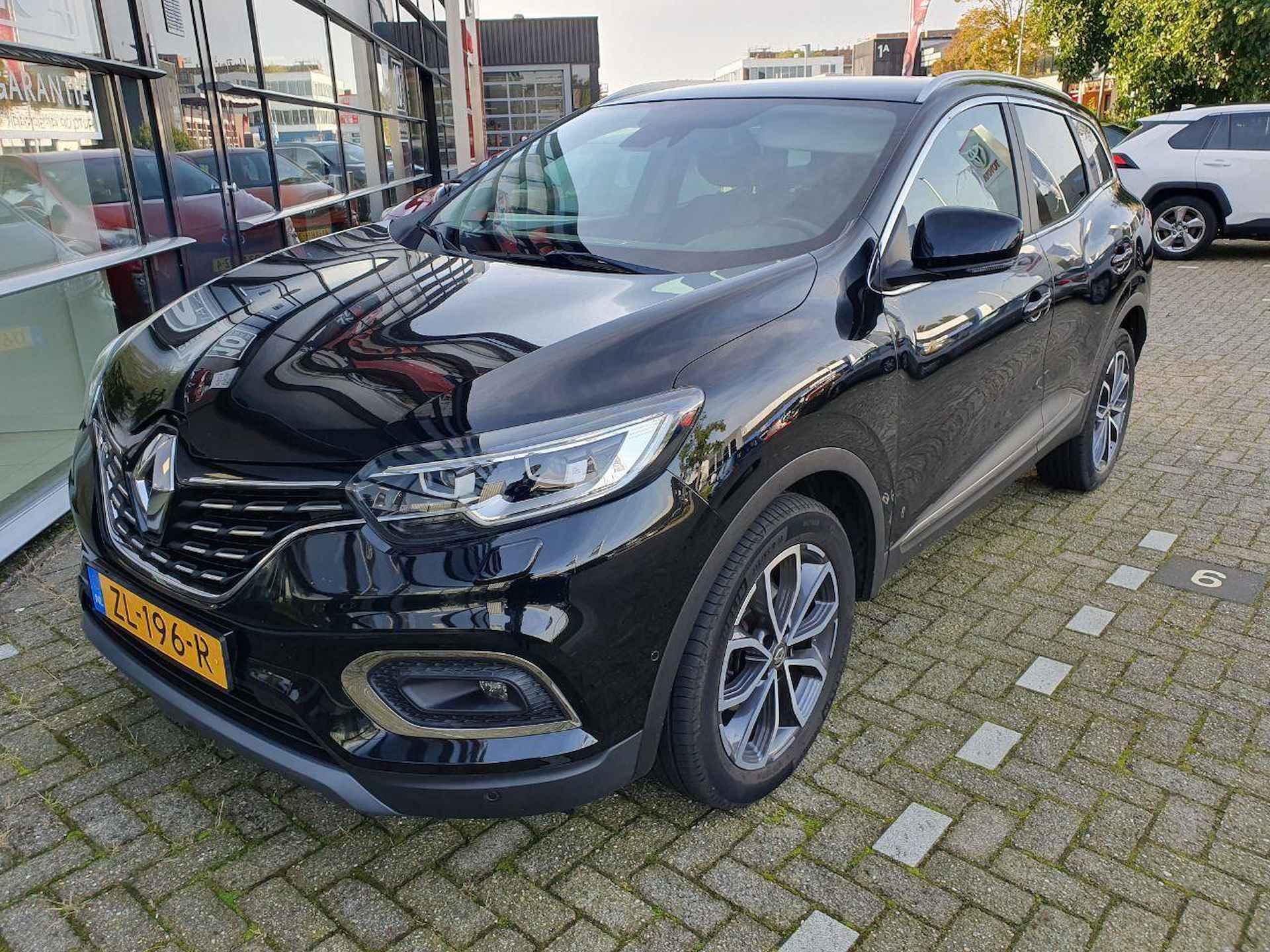 Renault Kadjar 1.3 TCe 160 Intens | AUTOMAAT | Stoelverw. | Parkeercamera | - 2/16