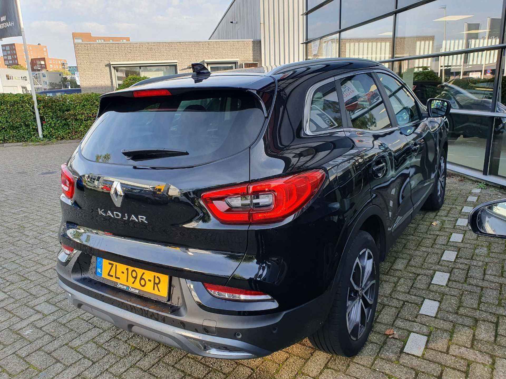 Renault Kadjar 1.3 TCe 160 Intens | AUTOMAAT | Stoelverw. | Parkeercamera | - 4/16