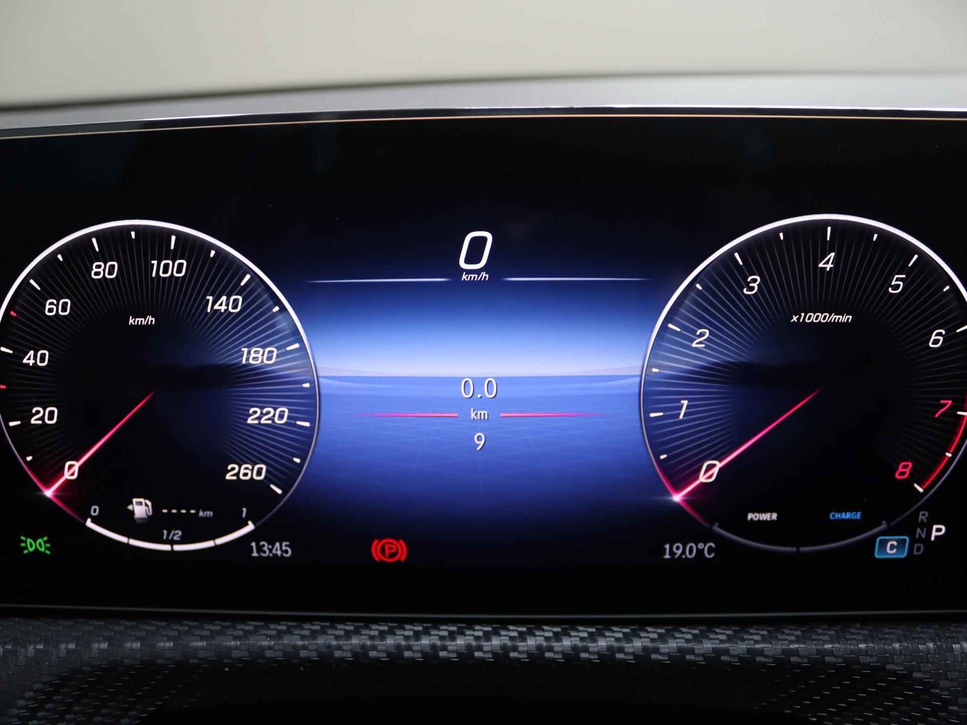 Mercedes-Benz A-klasse 180 Star Edition Stoelverwarming | Widescreen cockpit | LED verlichting | Navi - 14/23