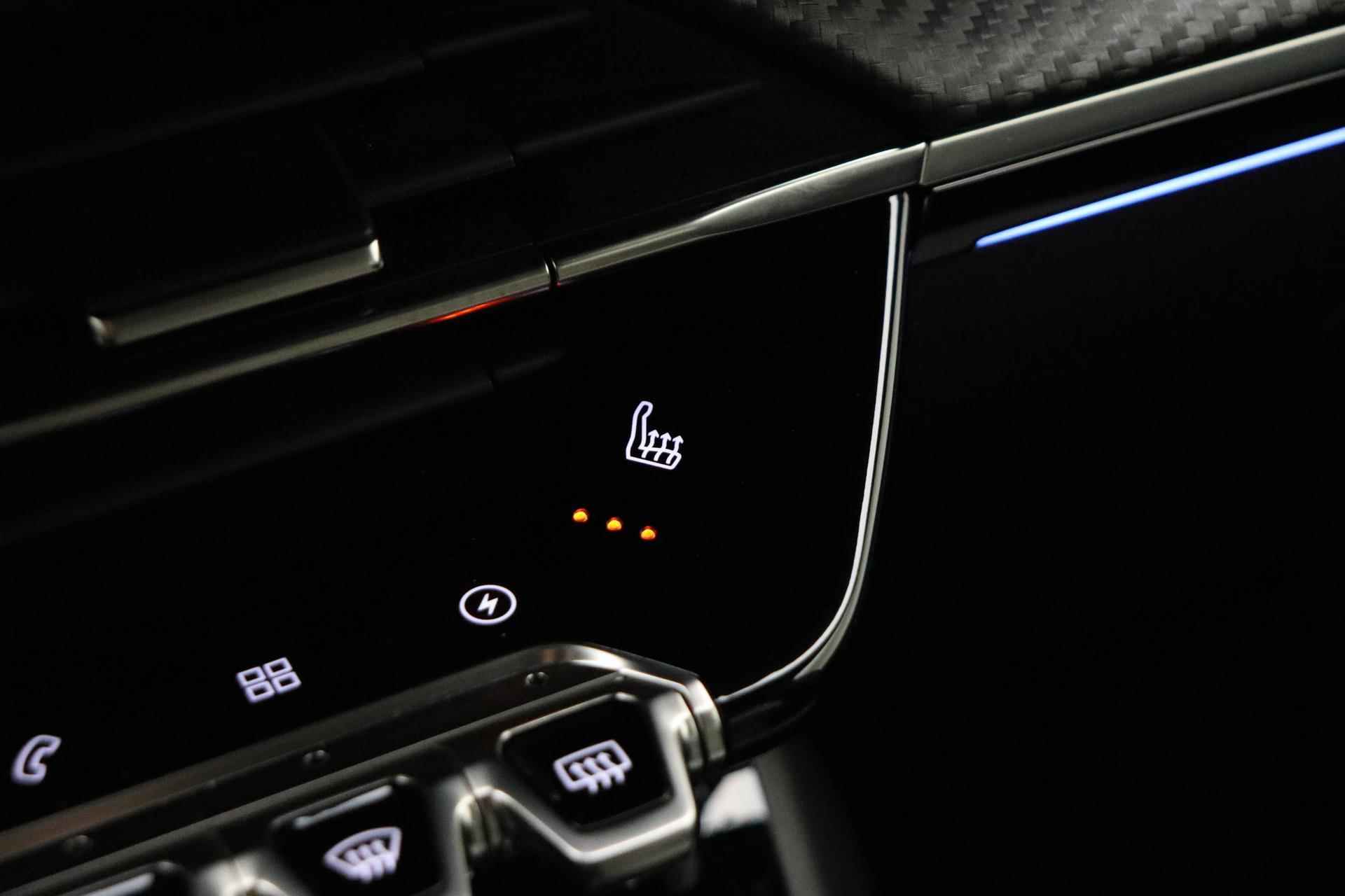 Peugeot e-2008 EV GT Pack 50 kWh | Achteruitrijcamera | Navi | Parkeersensoren V+A | Adaptive cruise control | Dodehoekdetectie - 23/33
