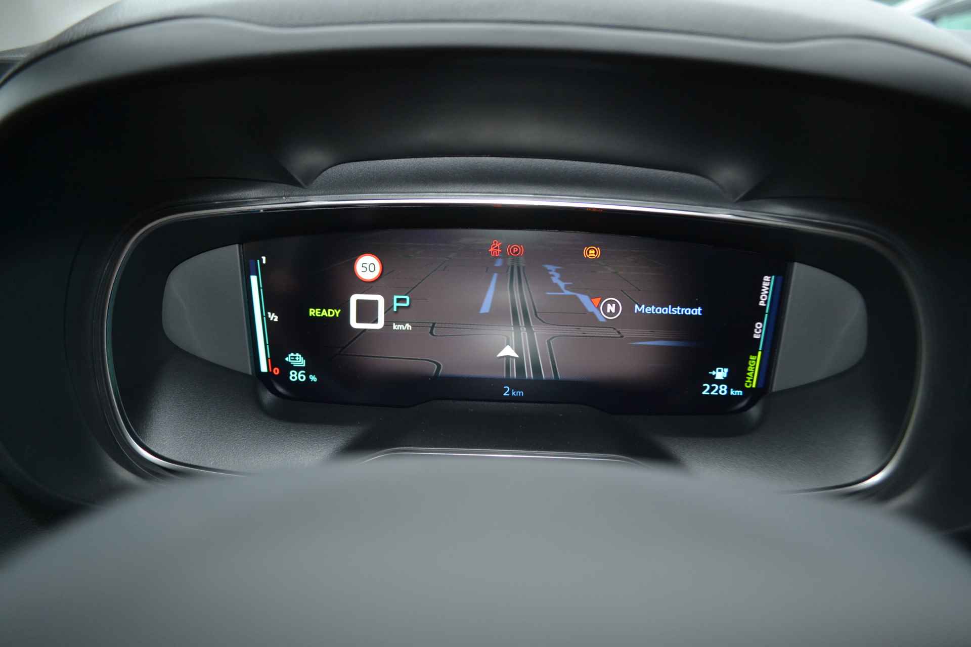 Citroën E-Berlingo Shine L1 50 kWh I AUTOMAAT I NAVIGATIE I ACHTERUITRIJCAMERA I PARKEERSENSOREN VOOR & ACHTER I L.M. VELGEN I TWEE SCHUIFDEUREN I SLOTBOUTEN I AFL.SET I MATTEN I E. 10.000,- ONDER DE NIEUWPRIJS NU RIJKLAAR E. 35.690,- - 40/50