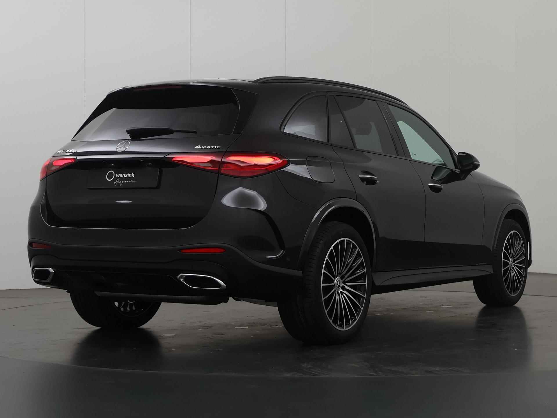 Mercedes-Benz GLC-klasse 300e 4MATIC AMG NIGHT Sport Edition | Burmester | Trekhaak | Panoramadak | Digital Light | 360 camera | - 3/61