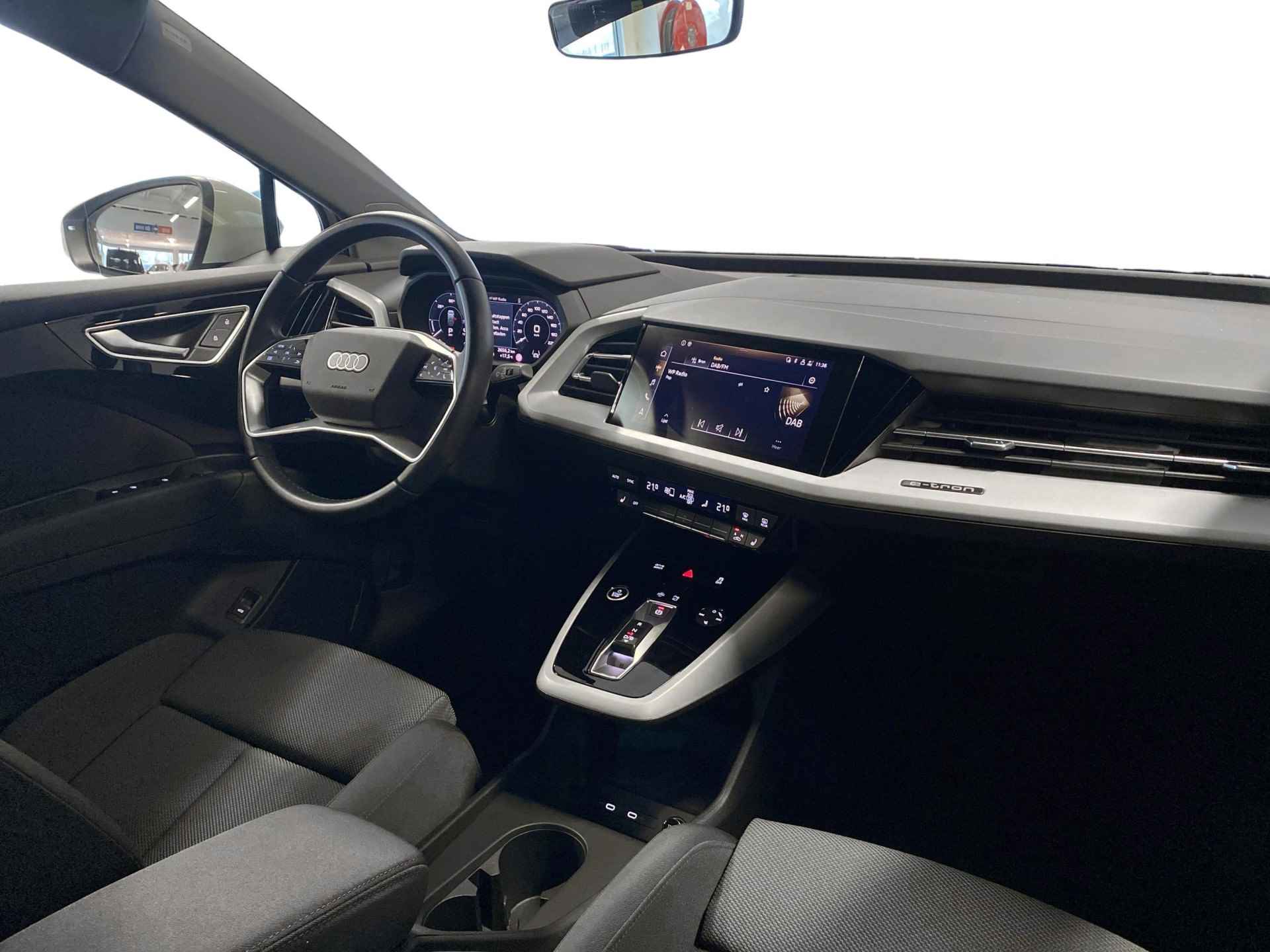 Audi Q4 Sportback e-tron 40 77 kWh | Klimaatregelingpakket | Assistentiepakket plus | Achteruitrijcamera - 6/29