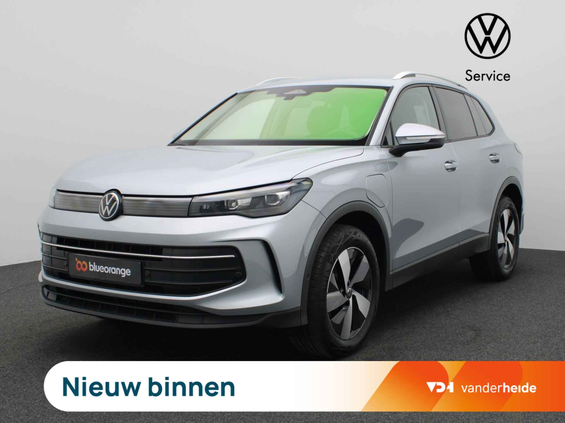 Volkswagen Tiguan 1.5 eHybrid Life Edition 204PKDSG led, achteruitrijcamera, stuur-stoelverwarming, keyless, side assist, virtual pedal, voorruitverwarming, alarm, 18" lichtmetaal