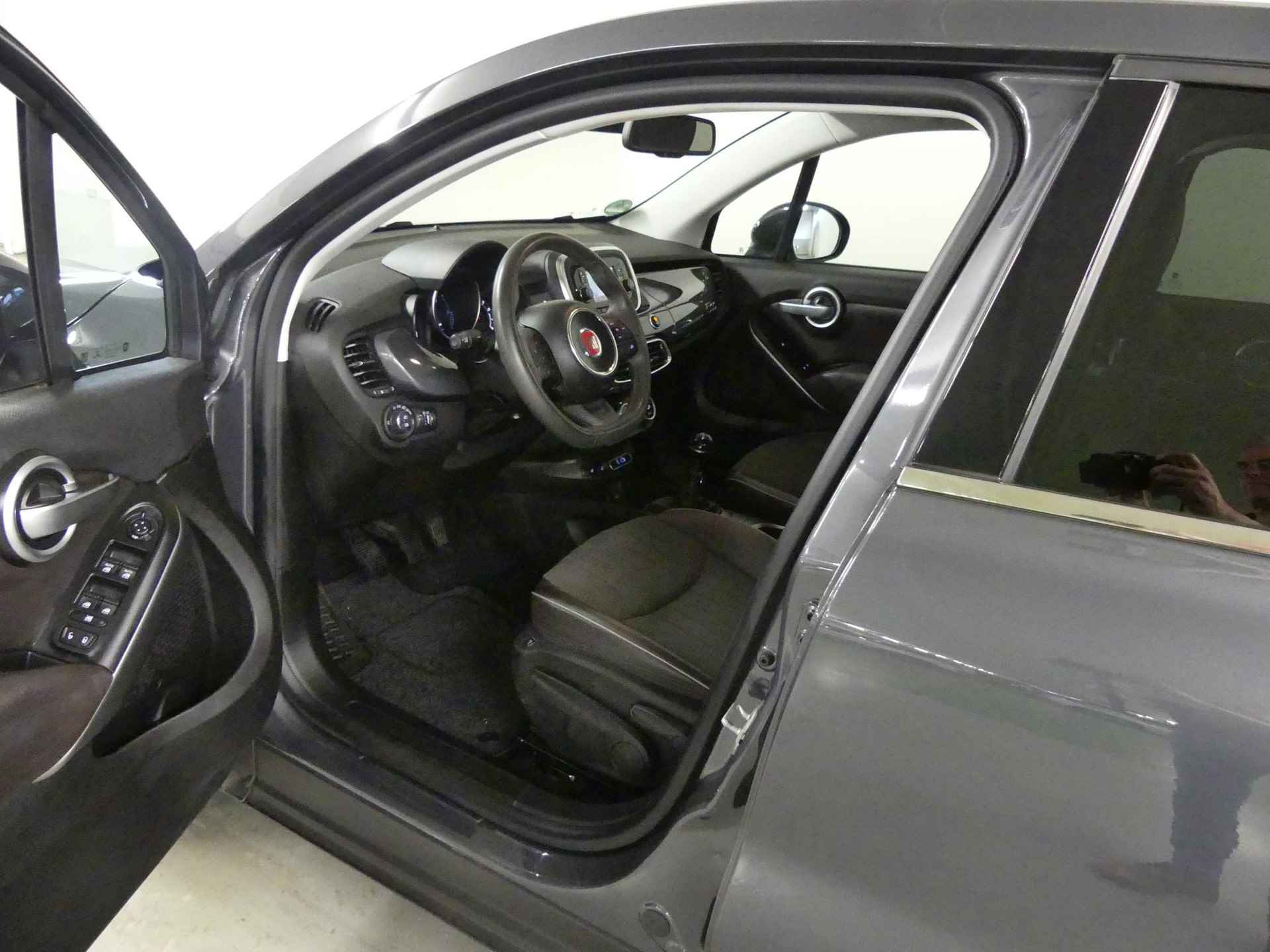 Fiat 500 X 1.6 Lounge | Climate Control | Navigatie | Stoelverwarming | Parkeersensoren | Stuurwielverwarming | Xenon - 12/31