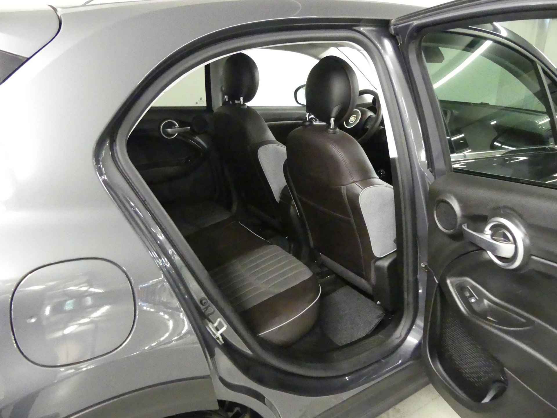 Fiat 500 X 1.6 Lounge | Climate Control | Navigatie | Stoelverwarming | Parkeersensoren | Stuurwielverwarming | Xenon - 15/31