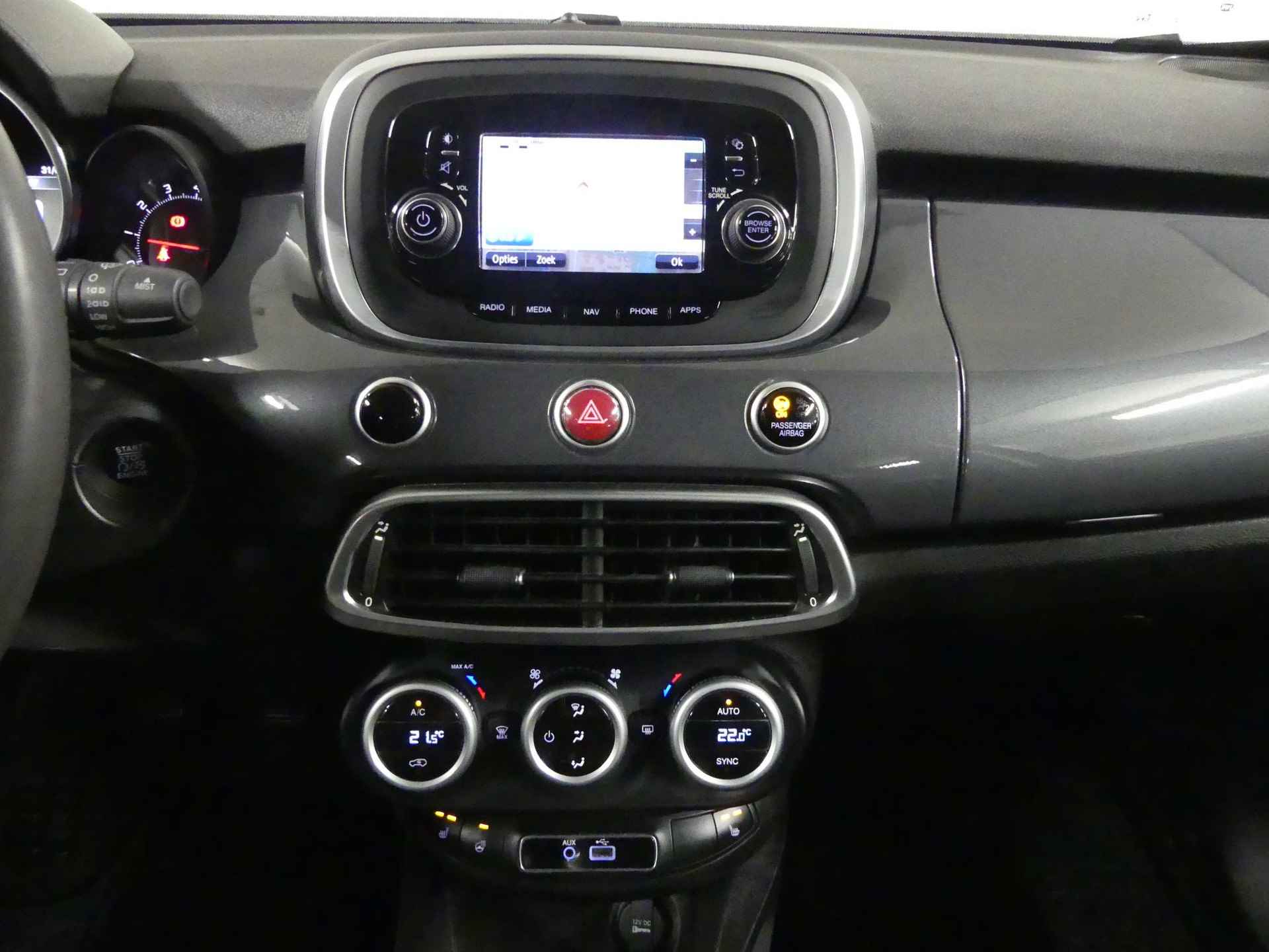 Fiat 500 X 1.6 Lounge | Climate Control | Navigatie | Stoelverwarming | Parkeersensoren | Stuurwielverwarming | Xenon - 18/31