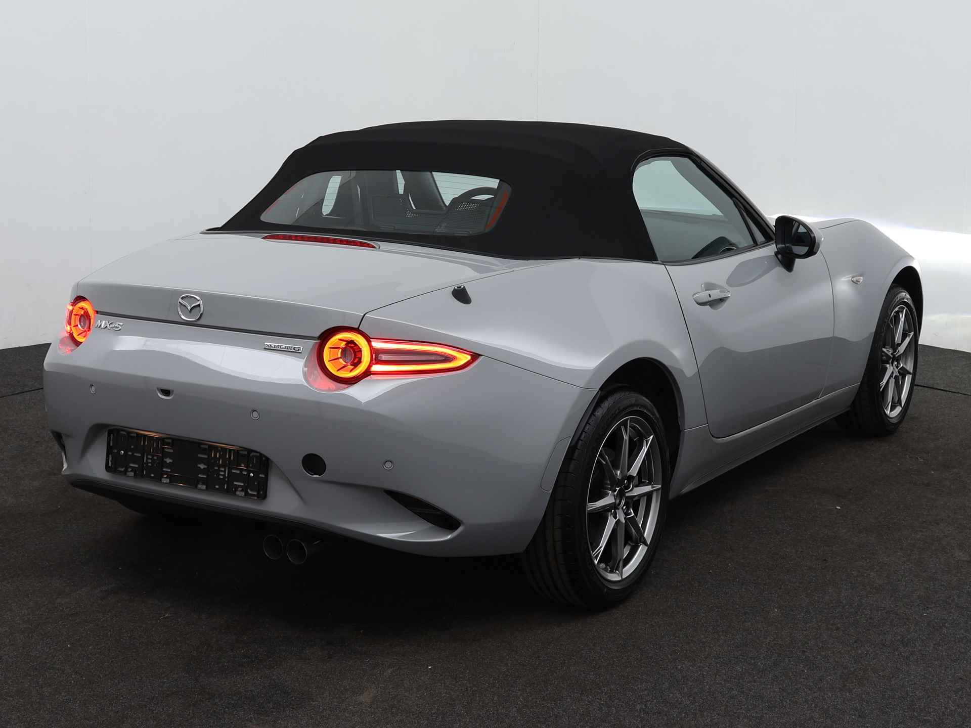 Mazda MX-5 1.5 SkyActiv-G 132 Exclusive-Line | Incl. € 3.000,- instapvoordeel | Direct leverbaar in verschillende kleuren en uitvoeringen - 14/41