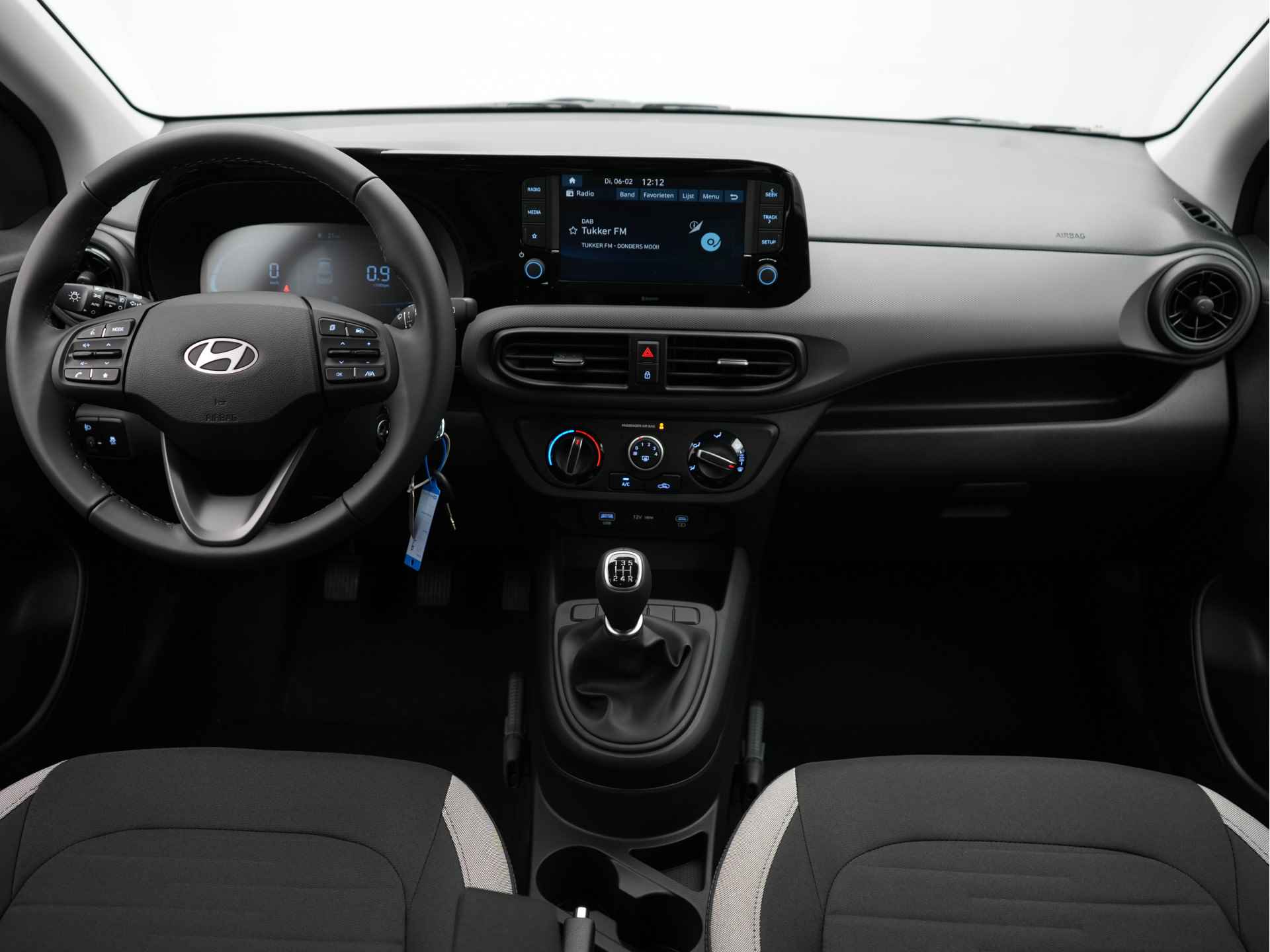 Hyundai i10 1.0 Comfort 5-zits AUTOMAAT | APPLE / ANDROID NAVIGATIE | AIRCO Uit voorraad leverbaar! - 13/35