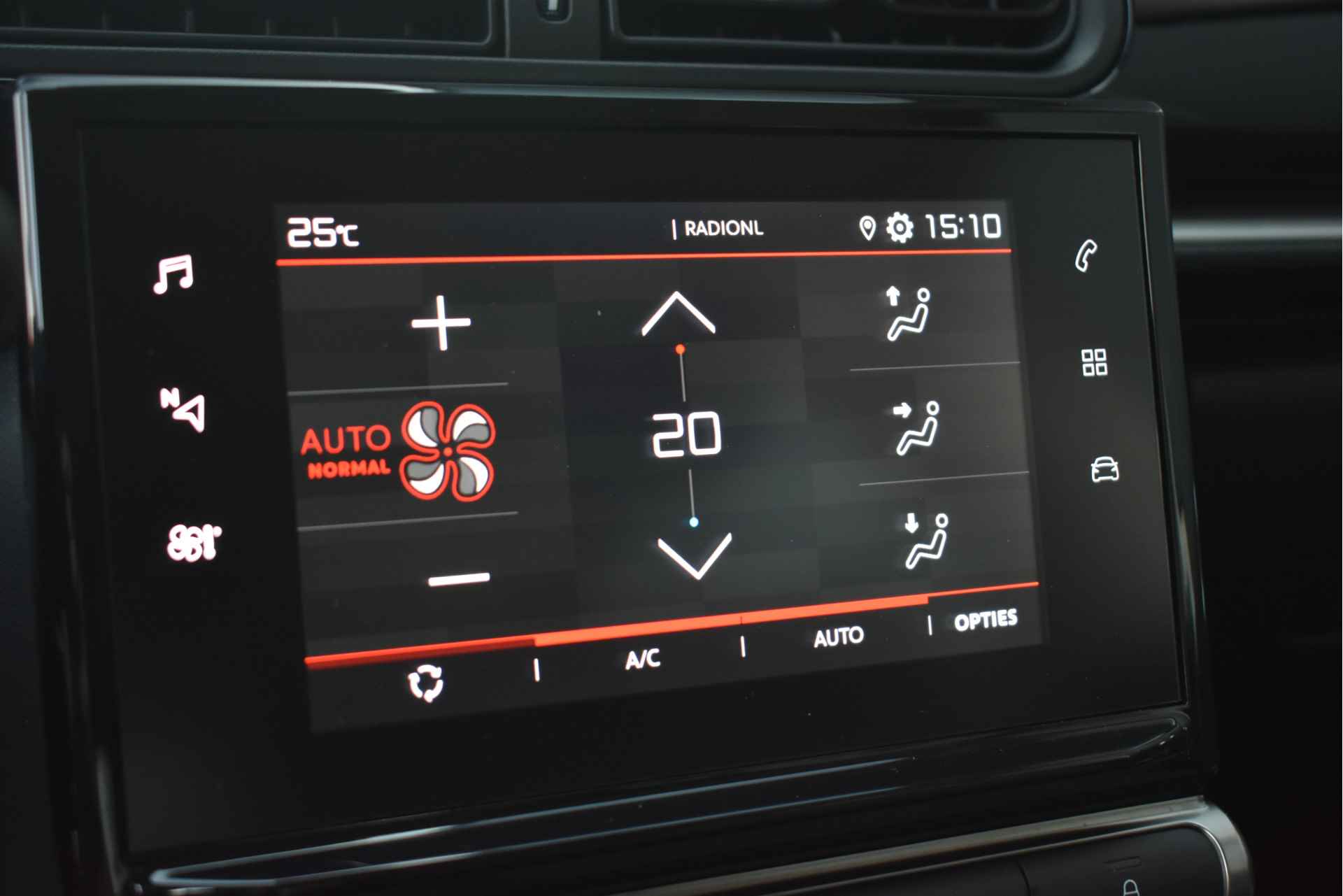 Citroën C3 1.2 PureTech C-Series | Stoelverwarming | Climate Control | Apple Carplay | Android Auto | Cruise Control !! - 19/34