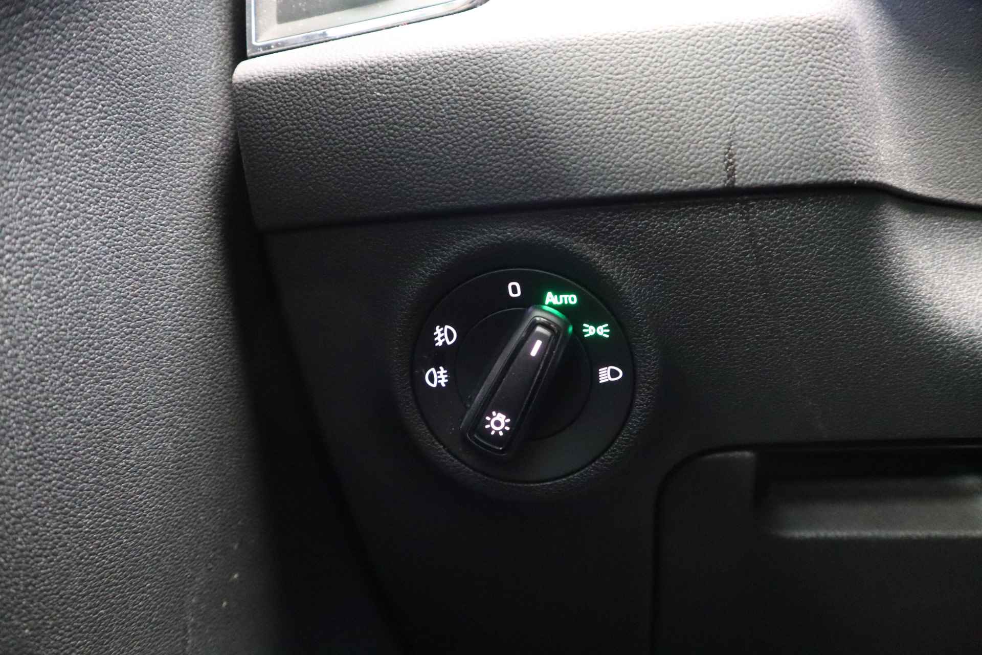 Škoda Karoq 1.5 TSI ACT Sportline Business Navigatie, 19'Lmv Automaat, Navigatie, - 17/26