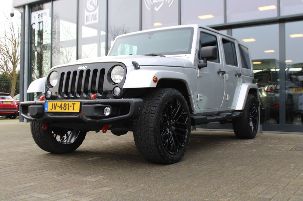 JEEP Wrangler 3.6i V6 4x4 JK Unlimited SAHARA / Leder Bruin / Hardtop in kleur