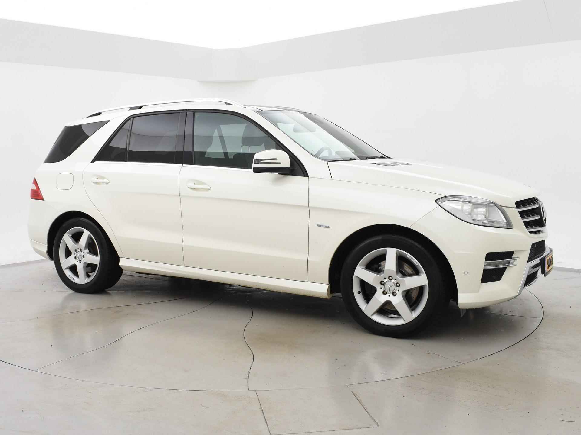 Mercedes-Benz M-klasse 250 BLUETEC 4M EURO 6 - AMG SPORT + LUCHTVERING / PANORAMA / 3500 KG TREKHAAK - 16/35